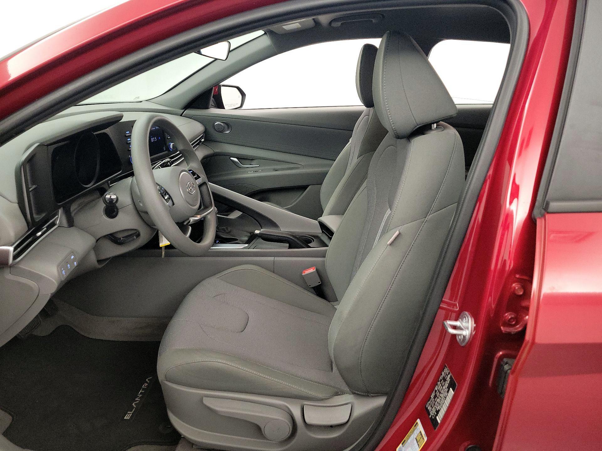 Thumbnail: 2023 Hyundai Elantra - 11