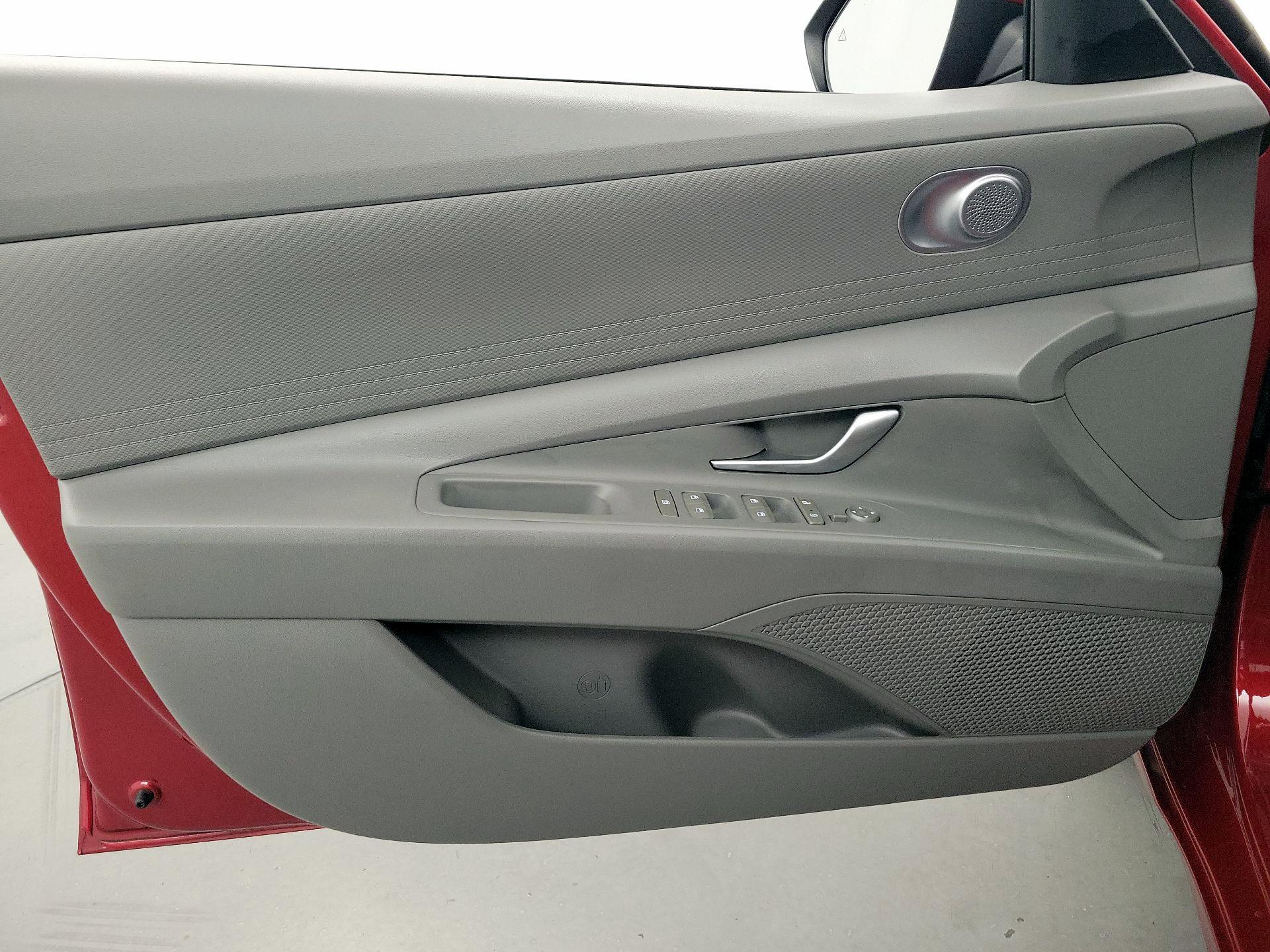 Thumbnail: 2023 Hyundai Elantra - 12