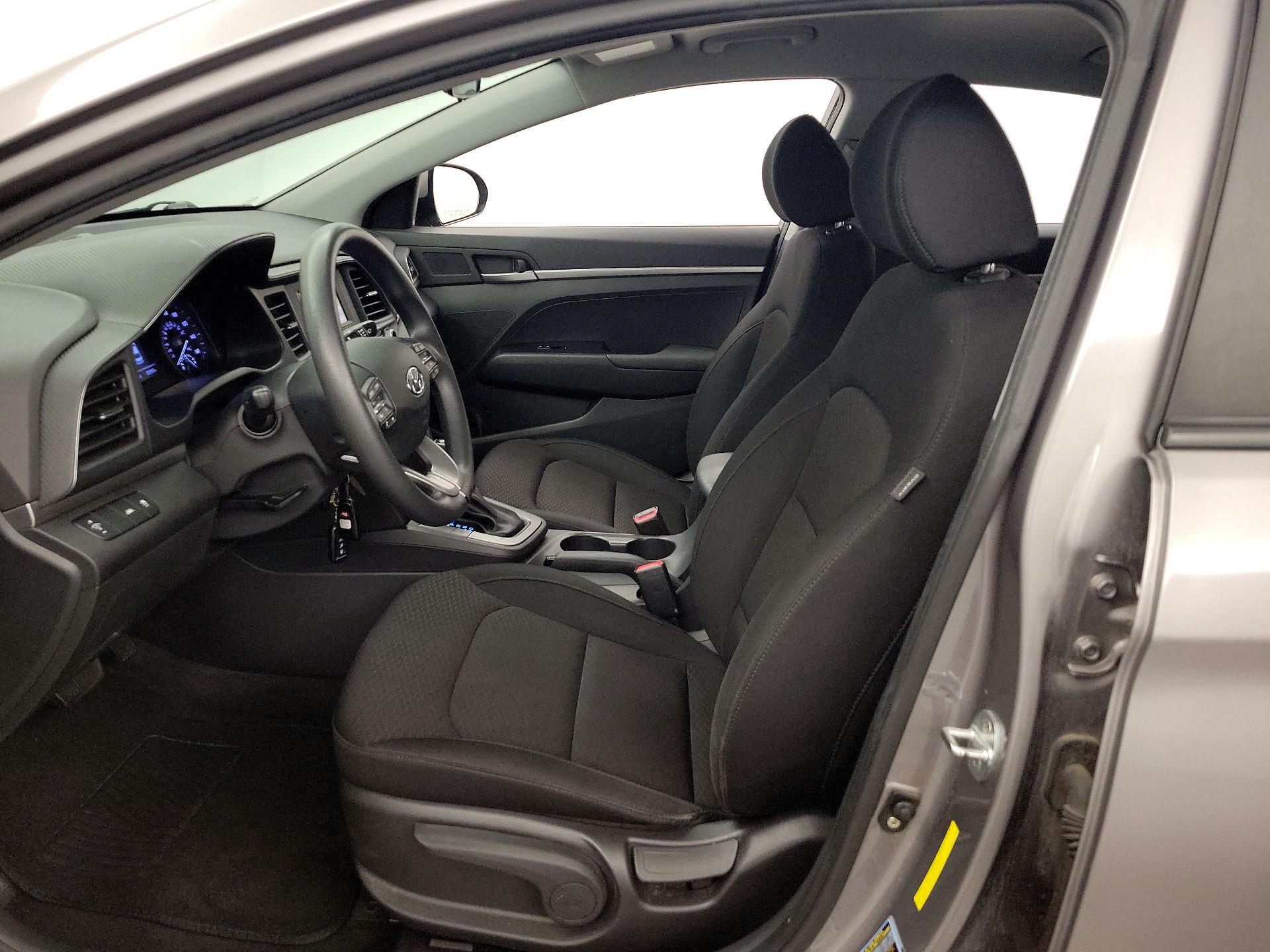 Thumbnail: 2020 Hyundai Elantra - 11