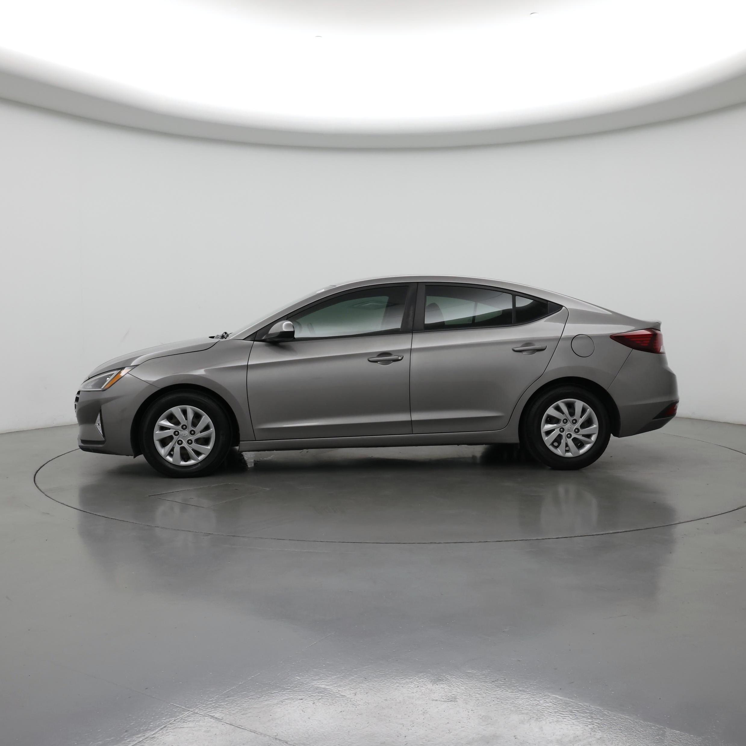 Thumbnail: 2020 Hyundai Elantra - 3