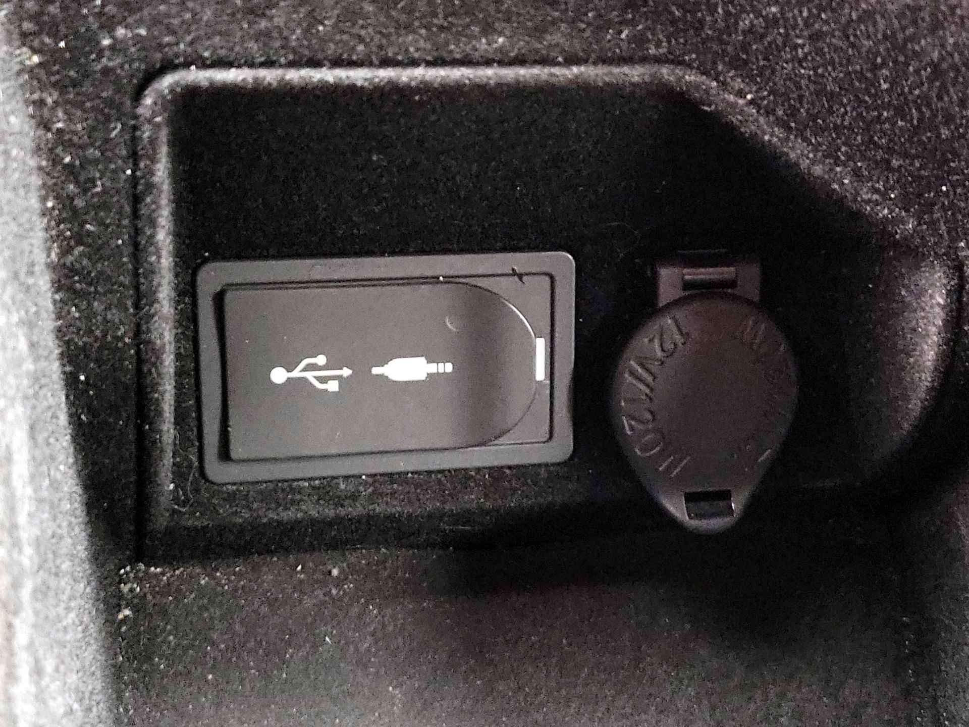 Thumbnail: 2015 Lexus RC - 18