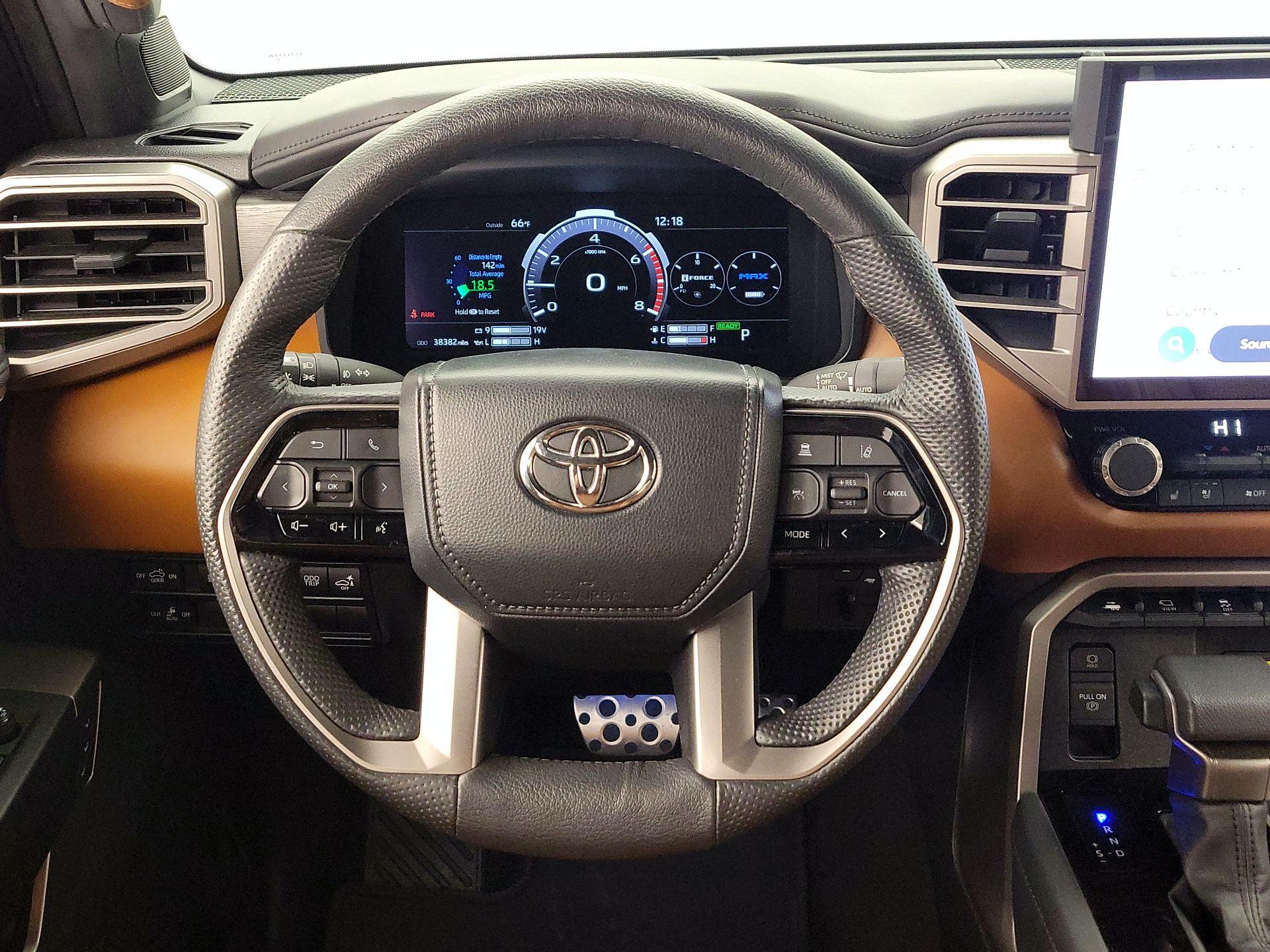 Thumbnail: 2024 Toyota Tundra - 10