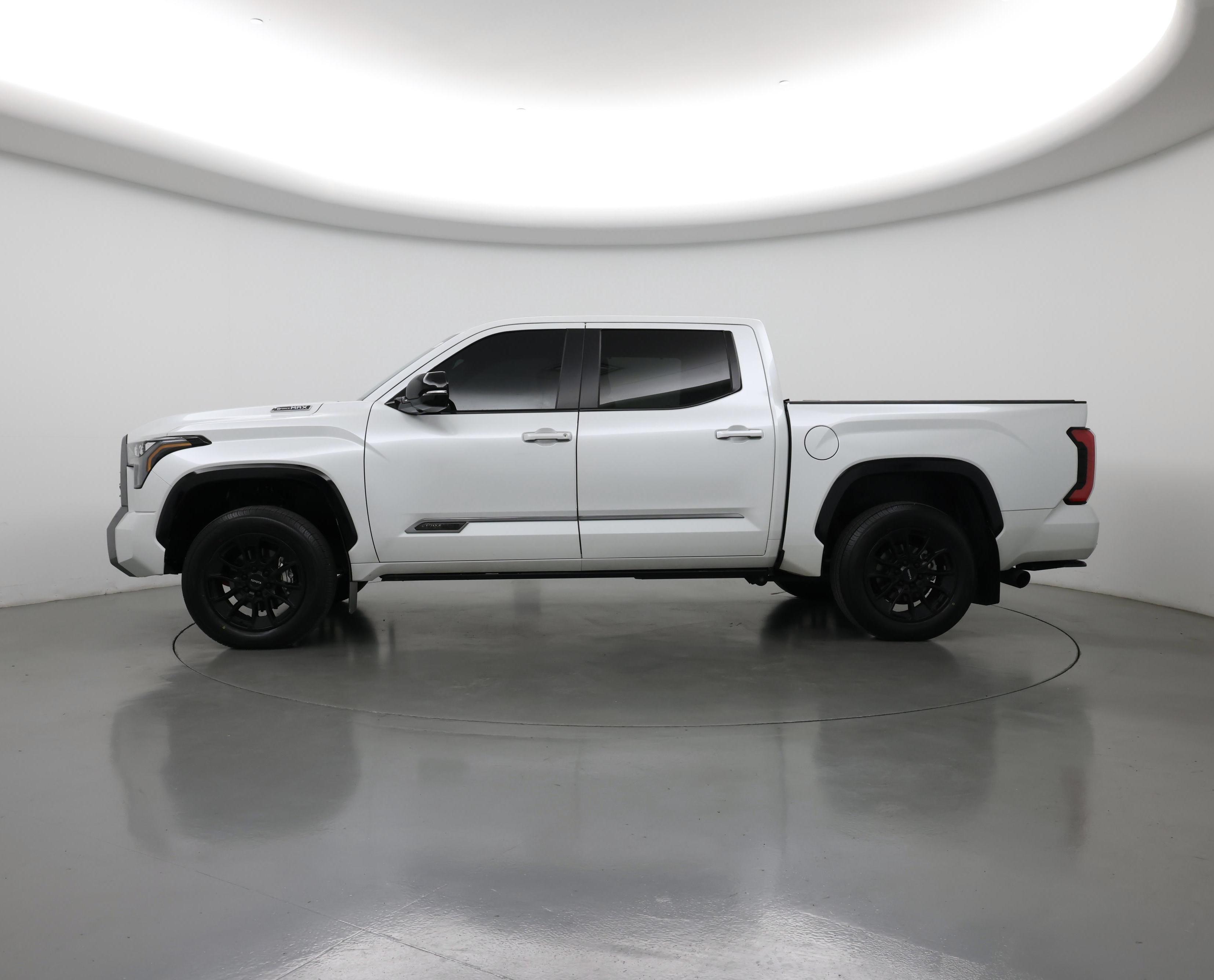 Thumbnail: 2024 Toyota Tundra - 3