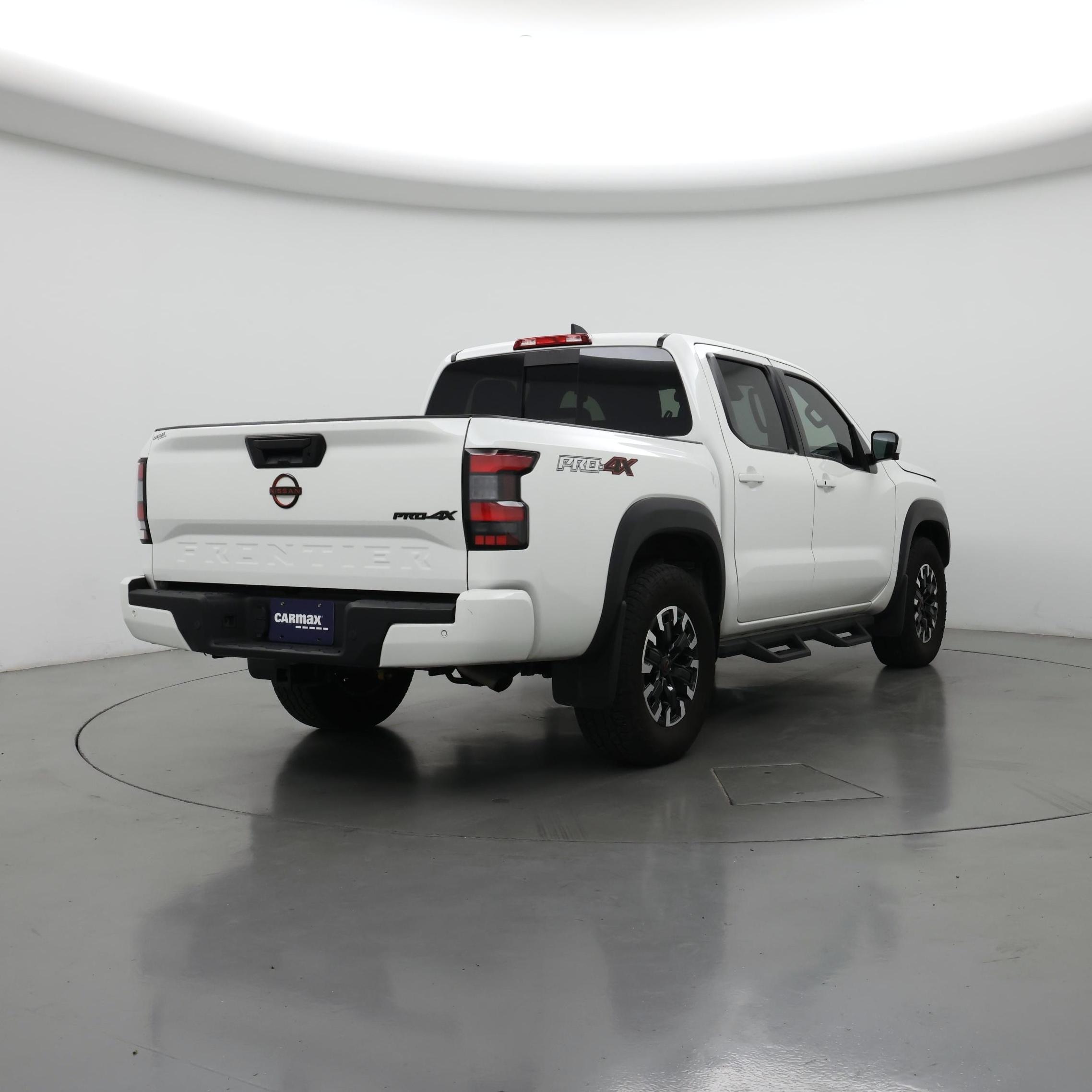 Thumbnail: 2023 Nissan Frontier - 8