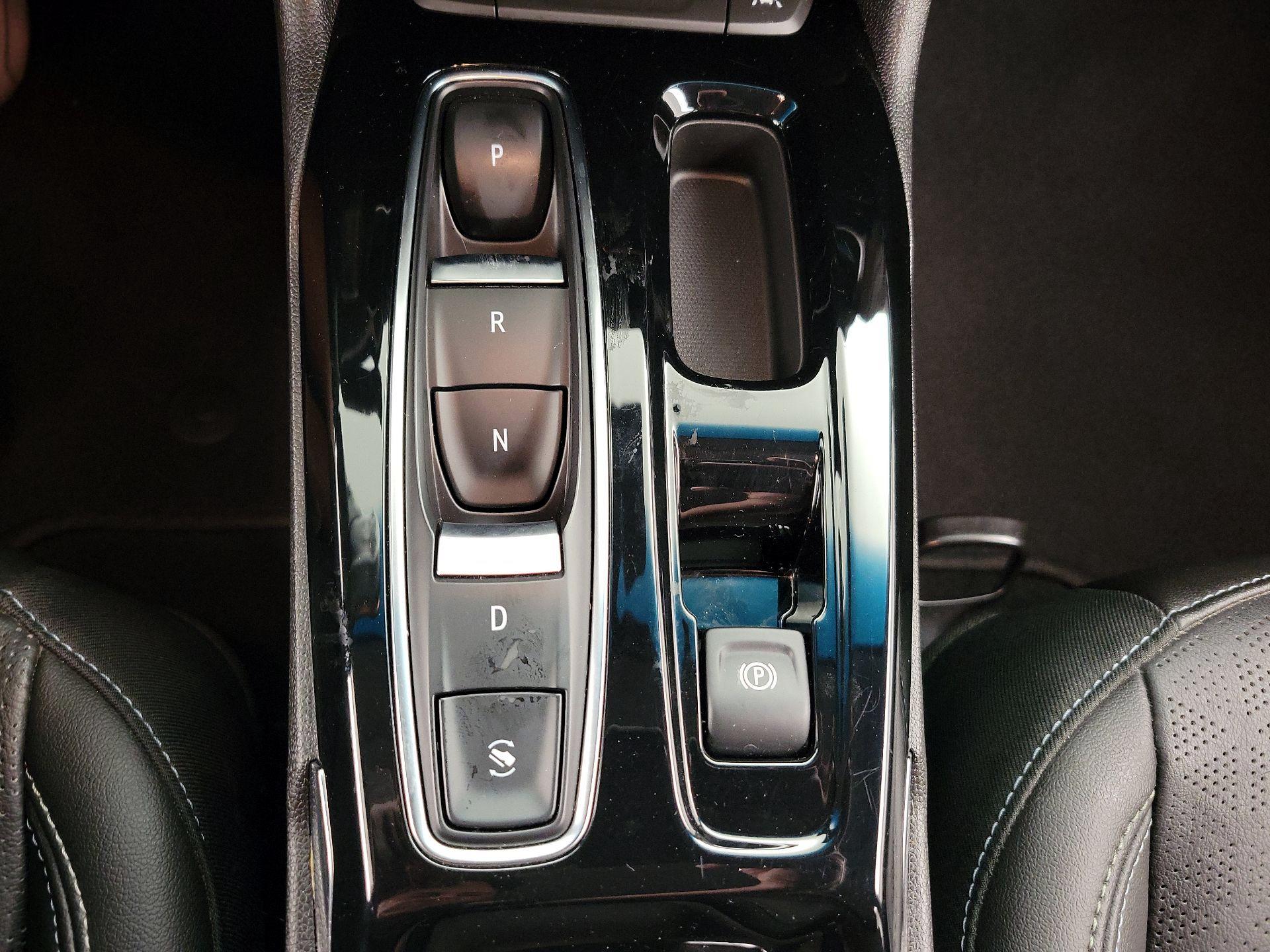 Thumbnail: 2022 Chevrolet Bolt EV - 17