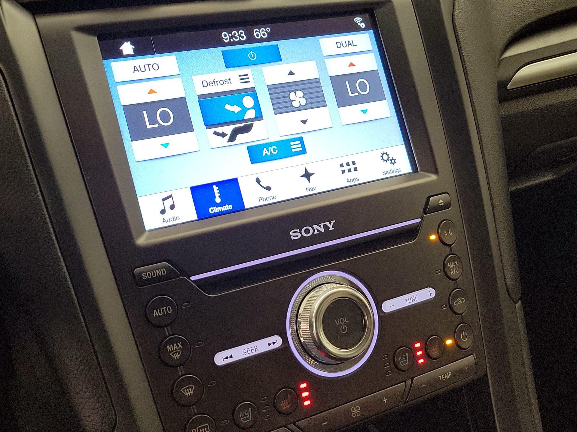 Thumbnail: 2017 Ford Fusion - 17