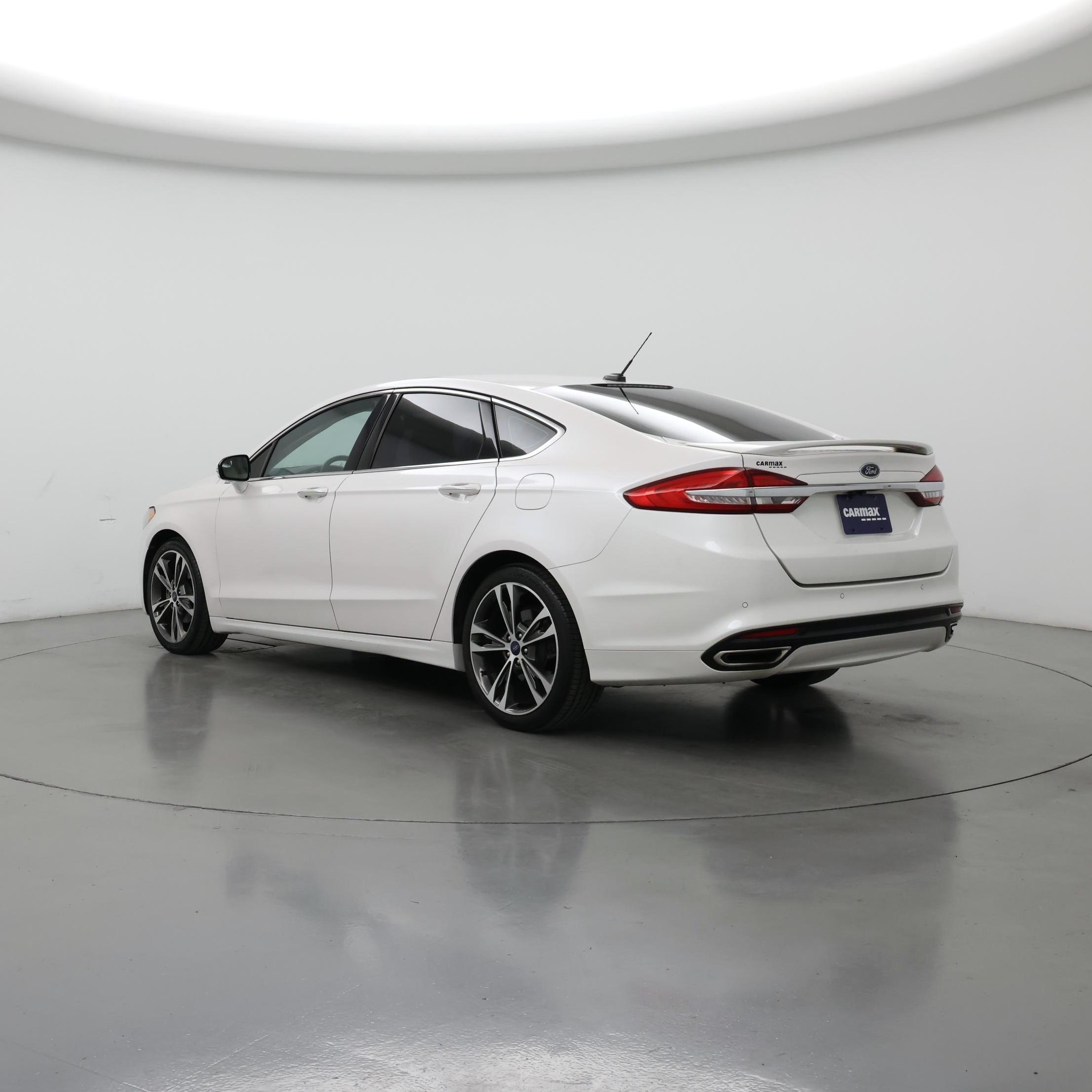 Thumbnail: 2017 Ford Fusion - 2