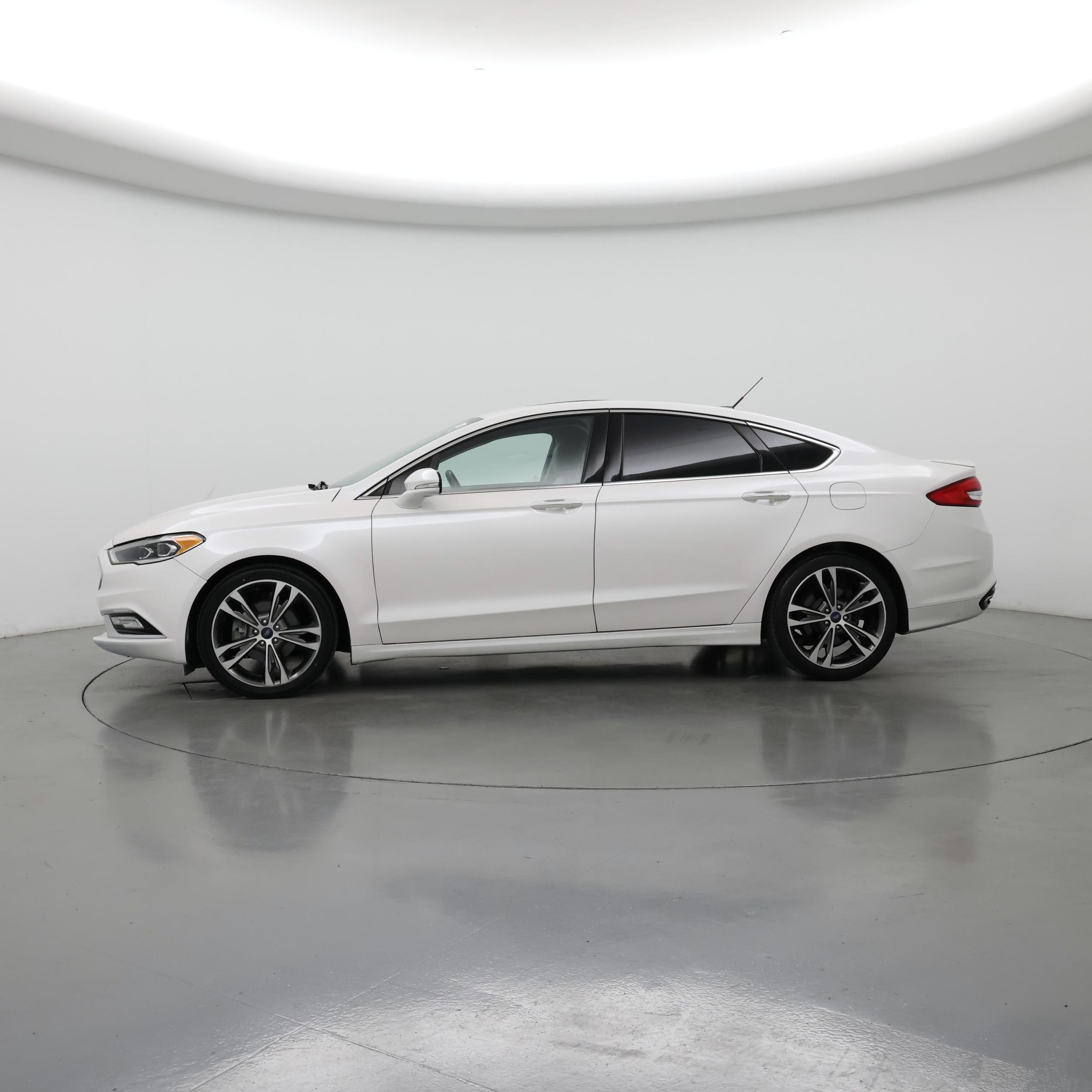 Thumbnail: 2017 Ford Fusion - 3