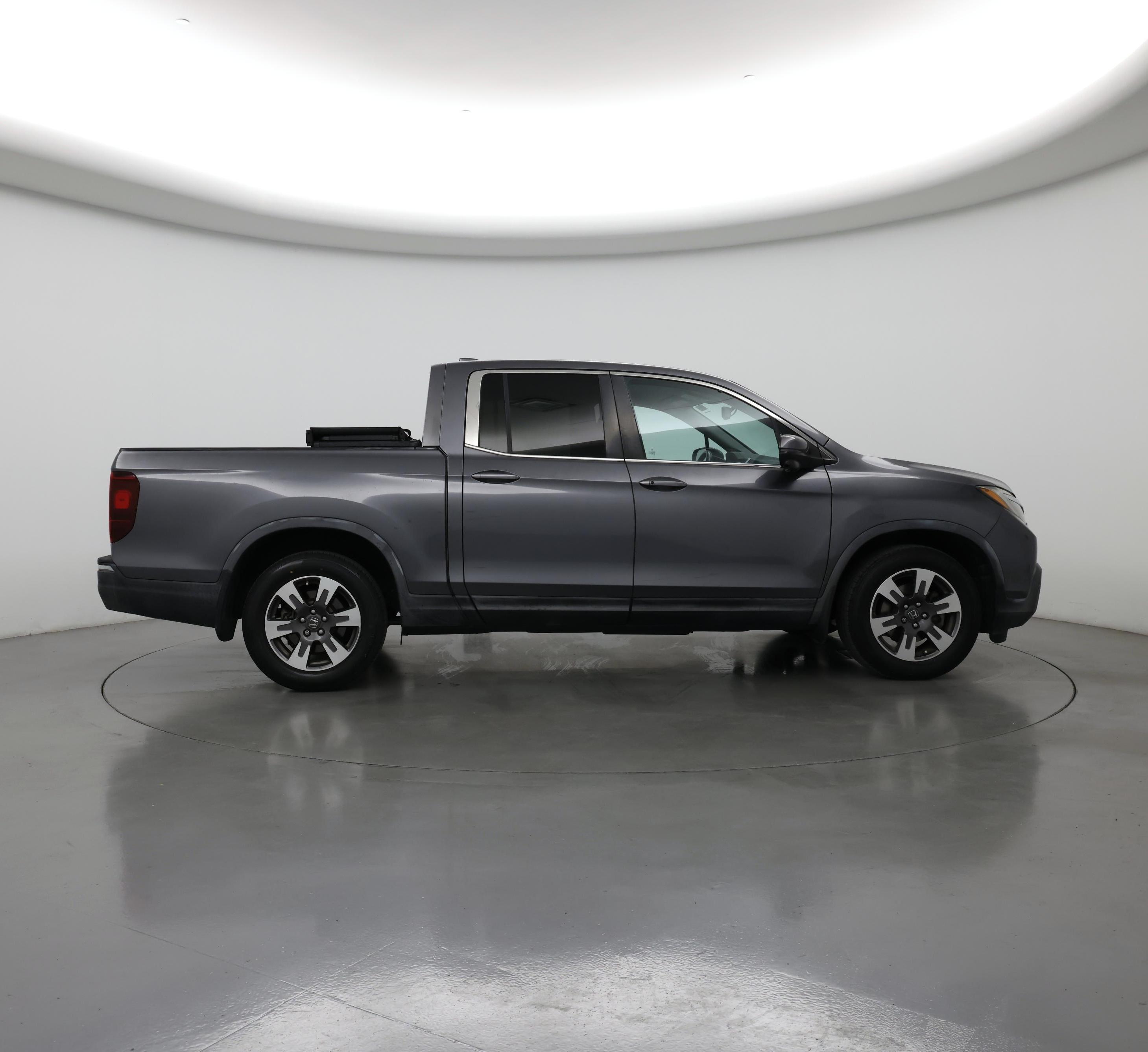 Thumbnail: 2017 Honda Ridgeline - 7