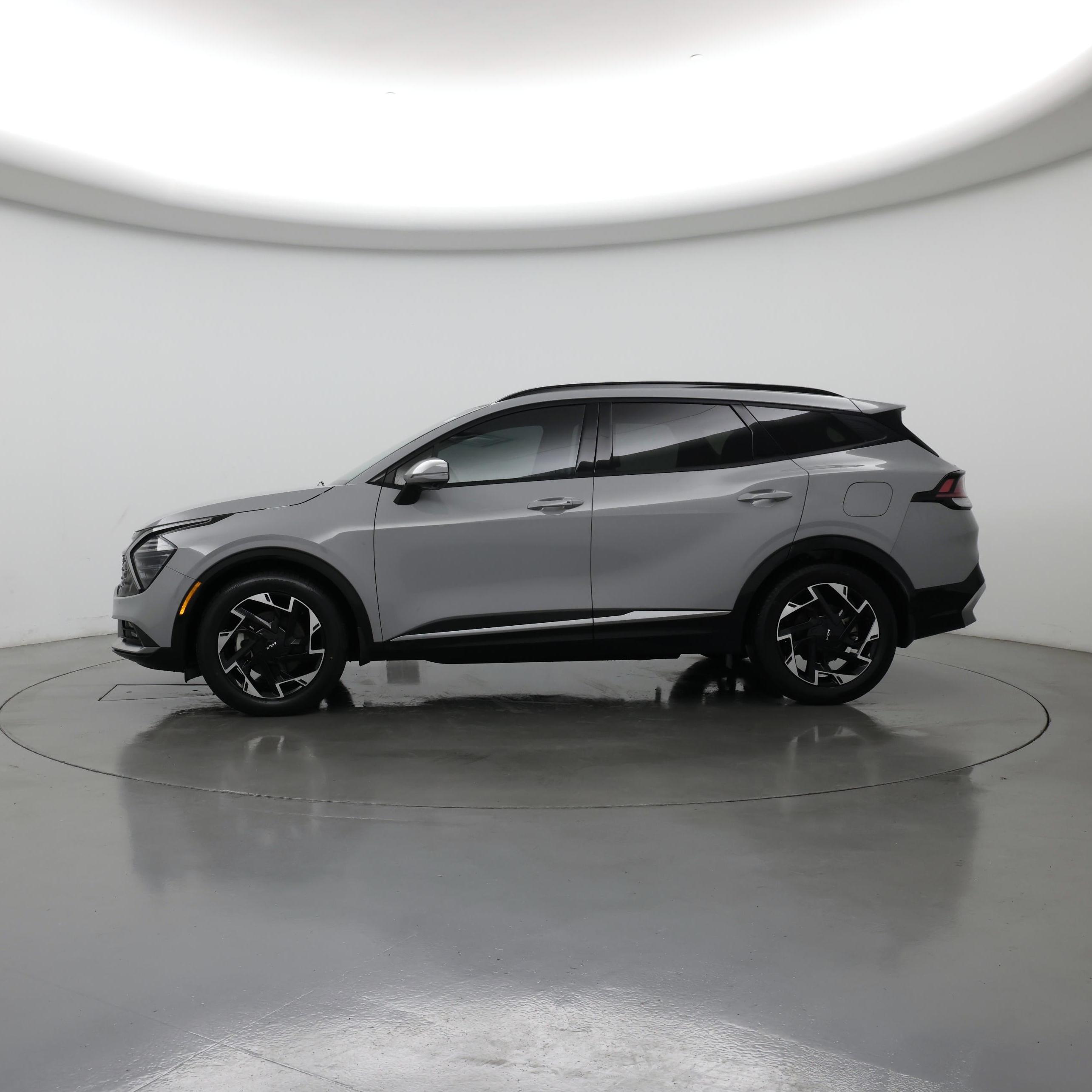 Thumbnail: 2023 Kia Sportage - 3