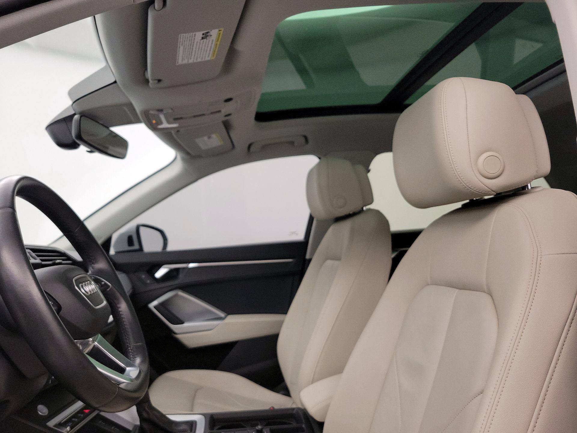 Thumbnail: 2020 Audi Q3 - 19