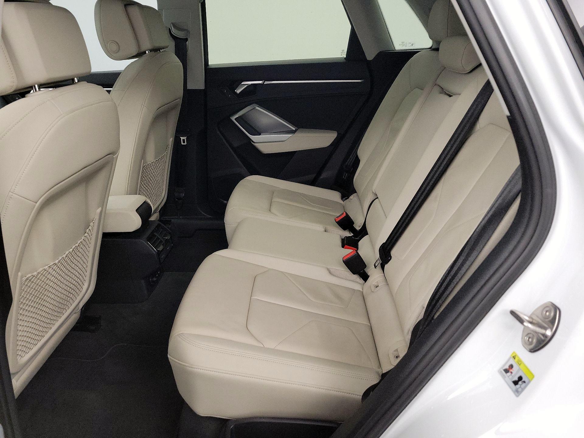 Thumbnail: 2020 Audi Q3 - 20