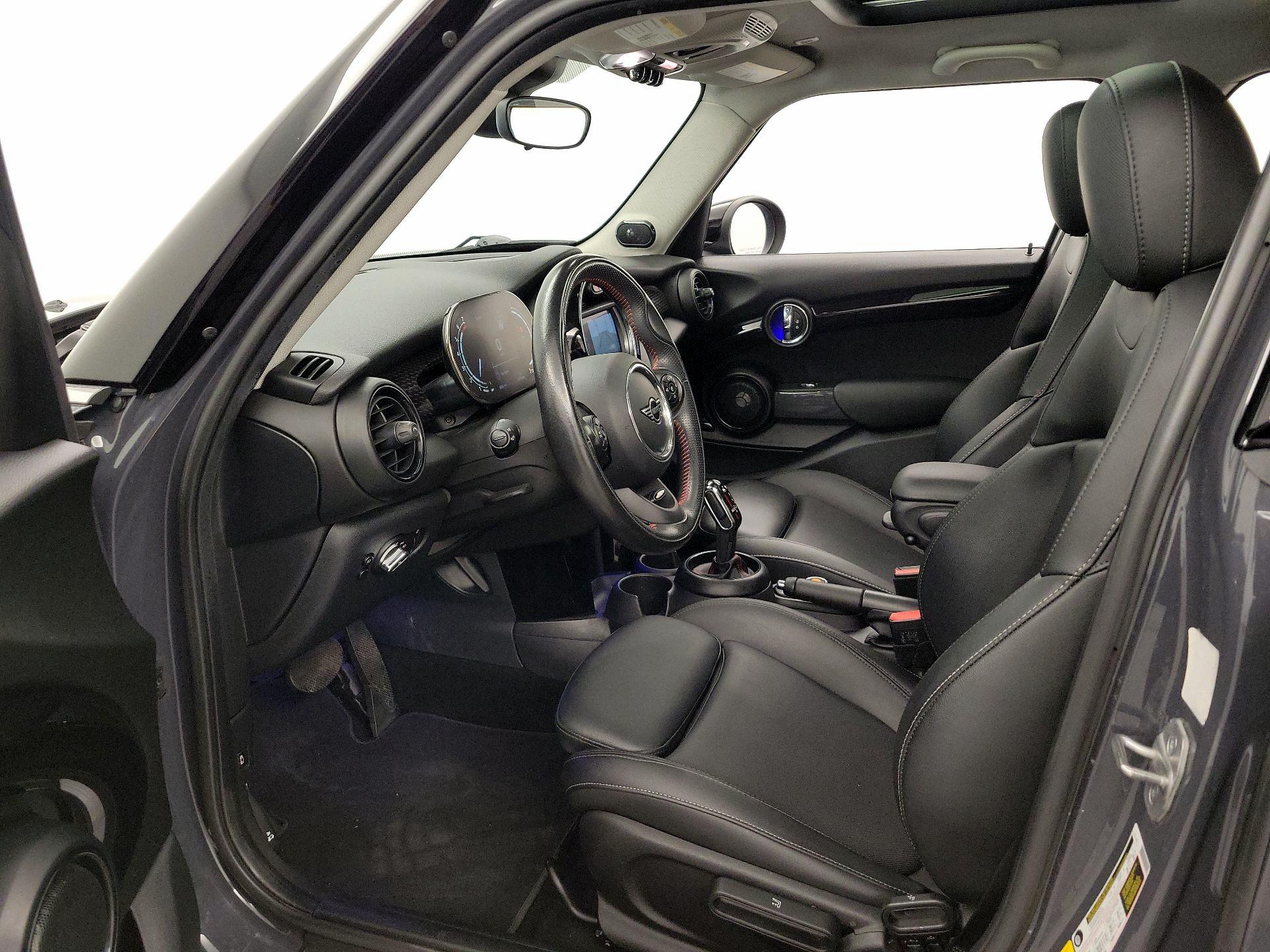 Thumbnail: 2021 MINI Cooper Hardtop - 11