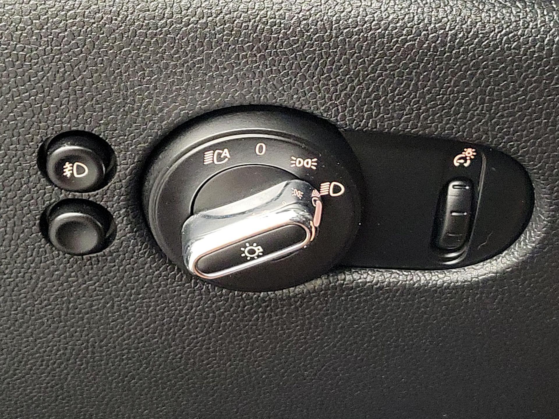 Thumbnail: 2021 MINI Cooper Hardtop - 13