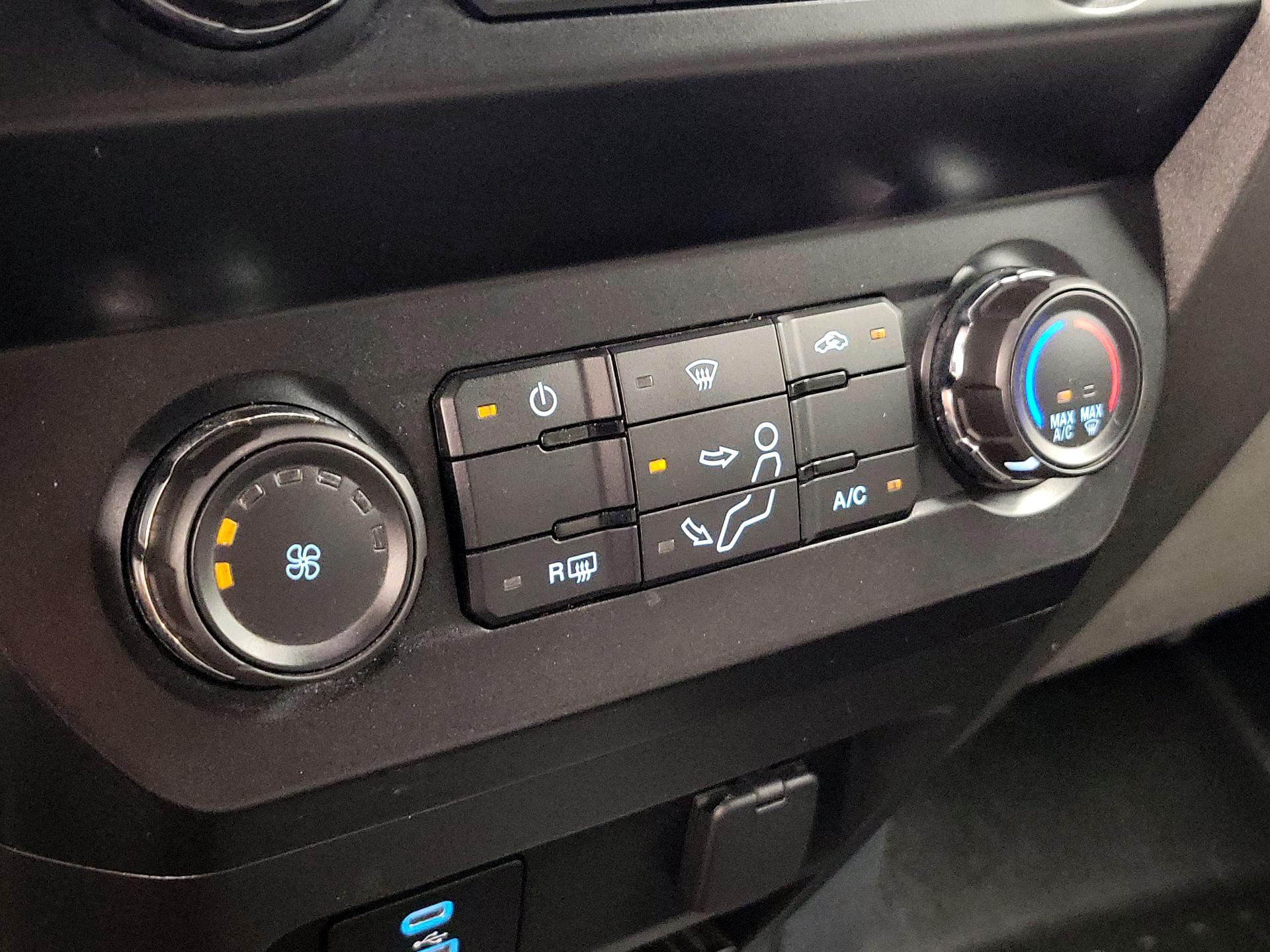 Thumbnail: 2022 Ford F-350 - 16