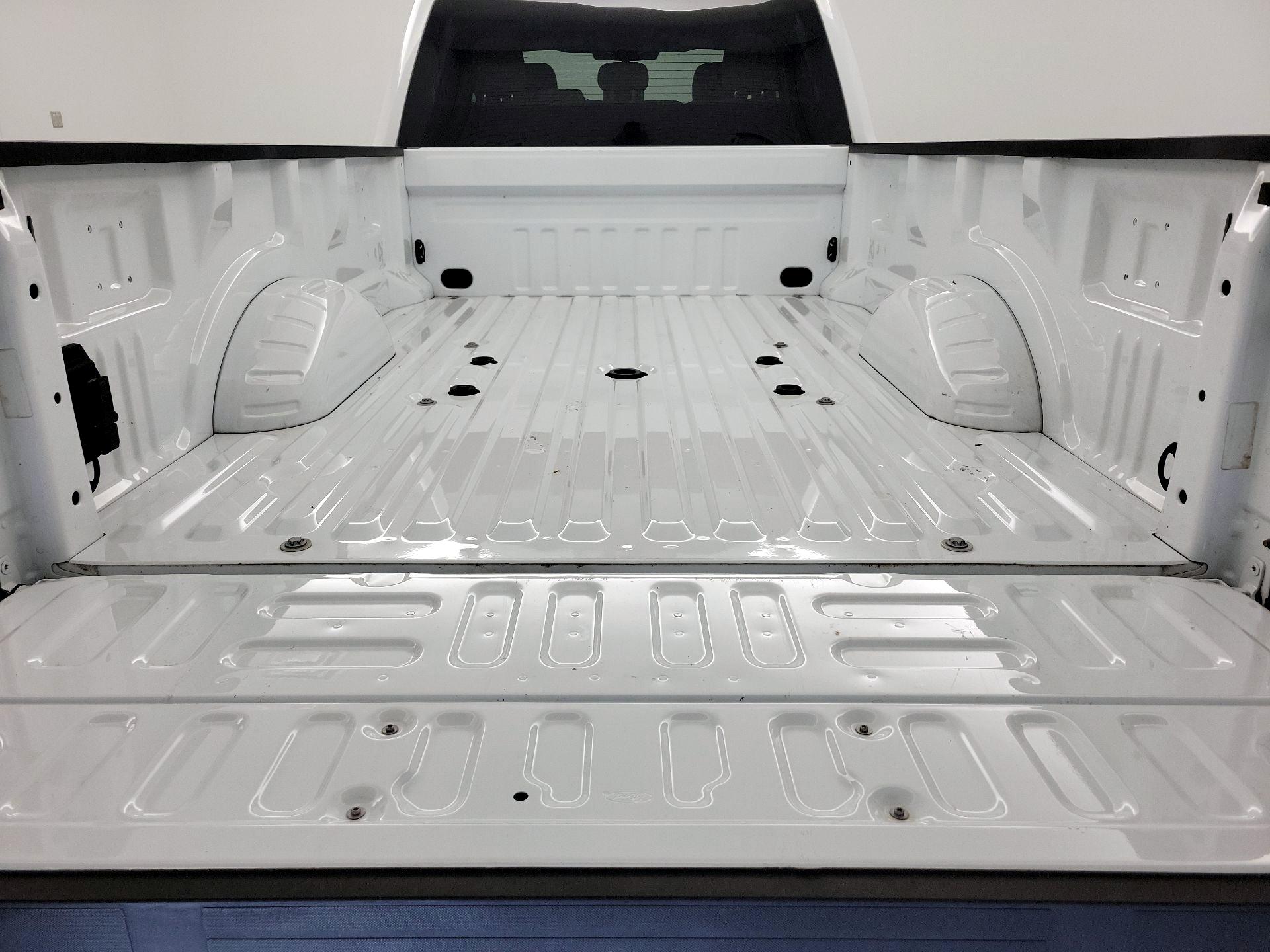 Thumbnail: 2022 Ford F-350 - 20