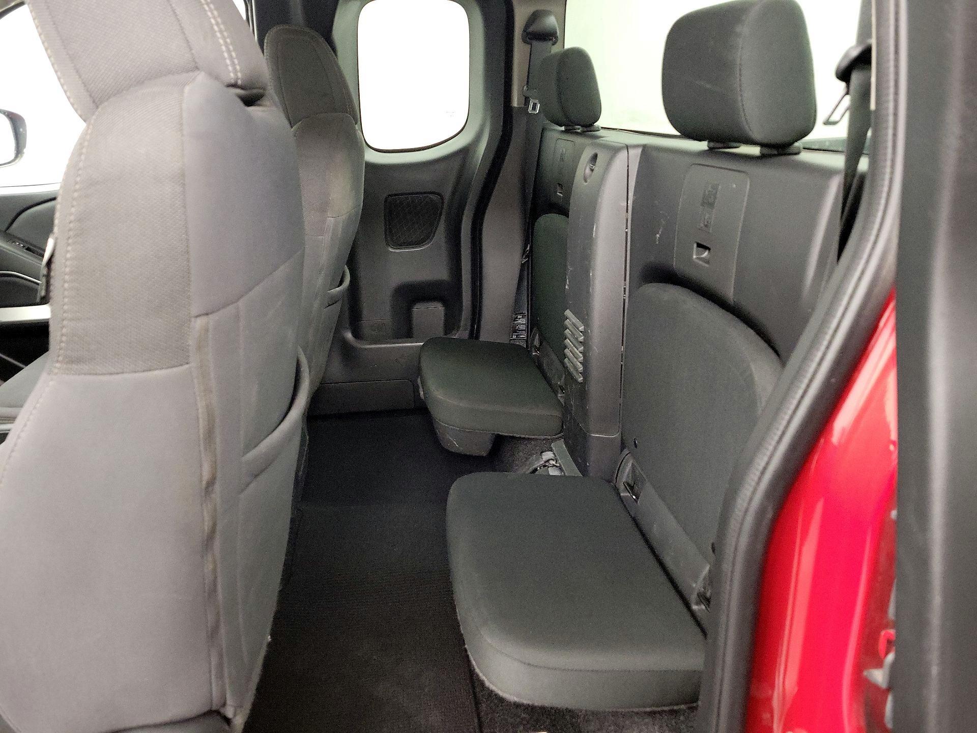 Thumbnail: 2022 Nissan Frontier - 19