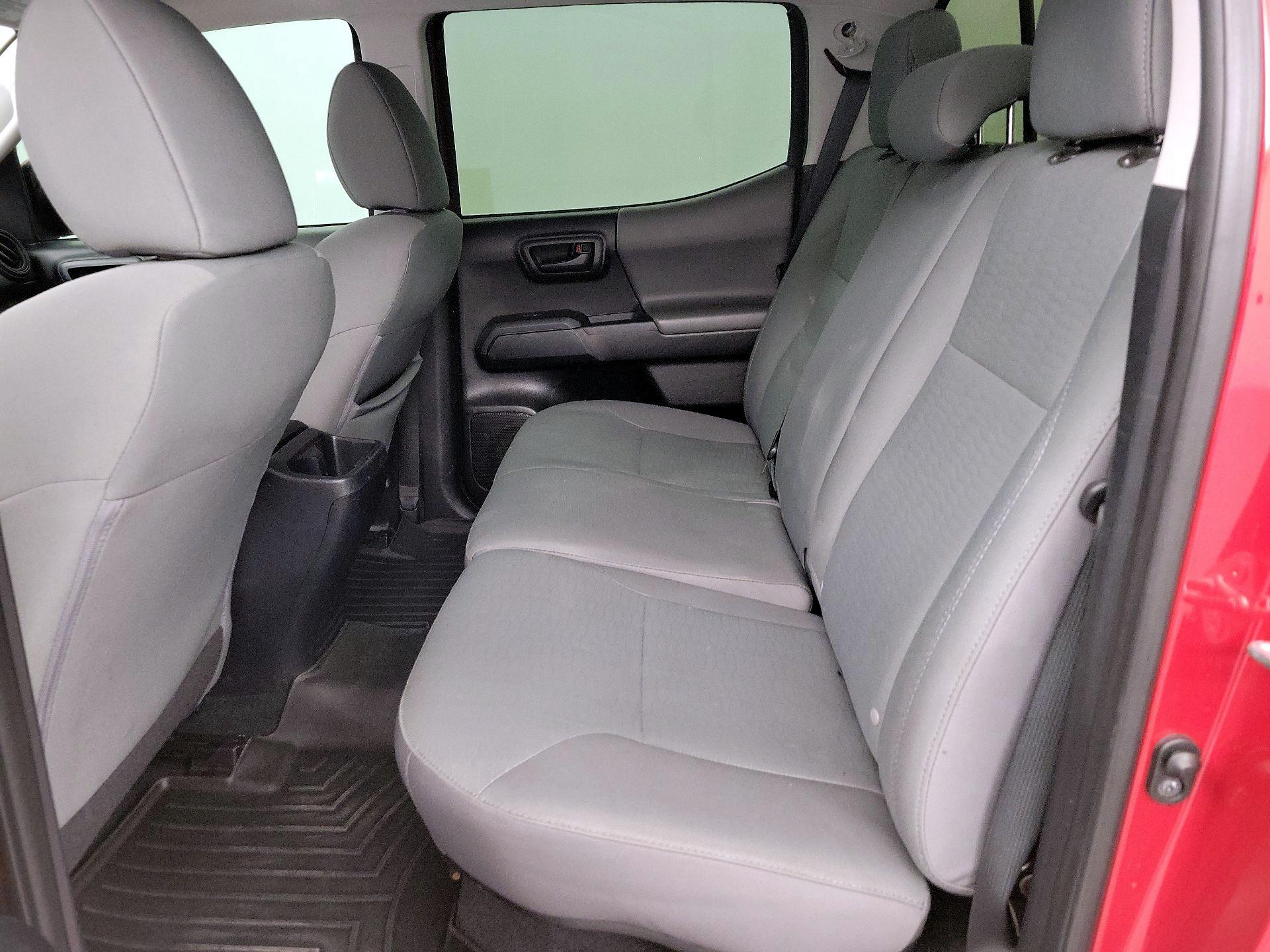 Thumbnail: 2017 Toyota Tacoma - 19