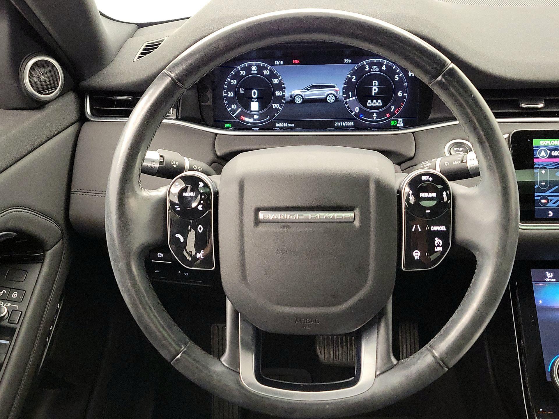 Thumbnail: 2020 Land Rover Range Rover Evoque - 10