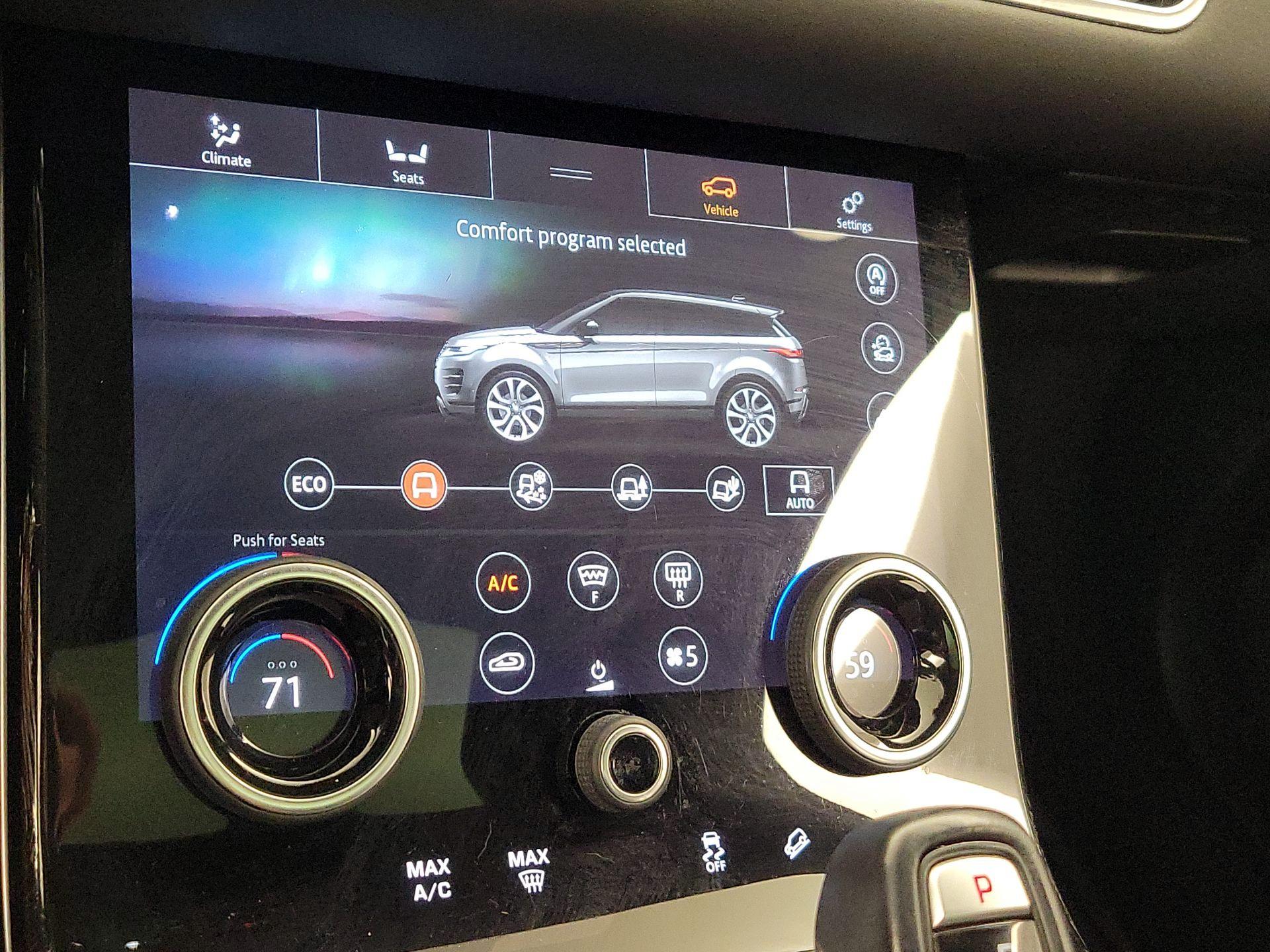 Thumbnail: 2020 Land Rover Range Rover Evoque - 17