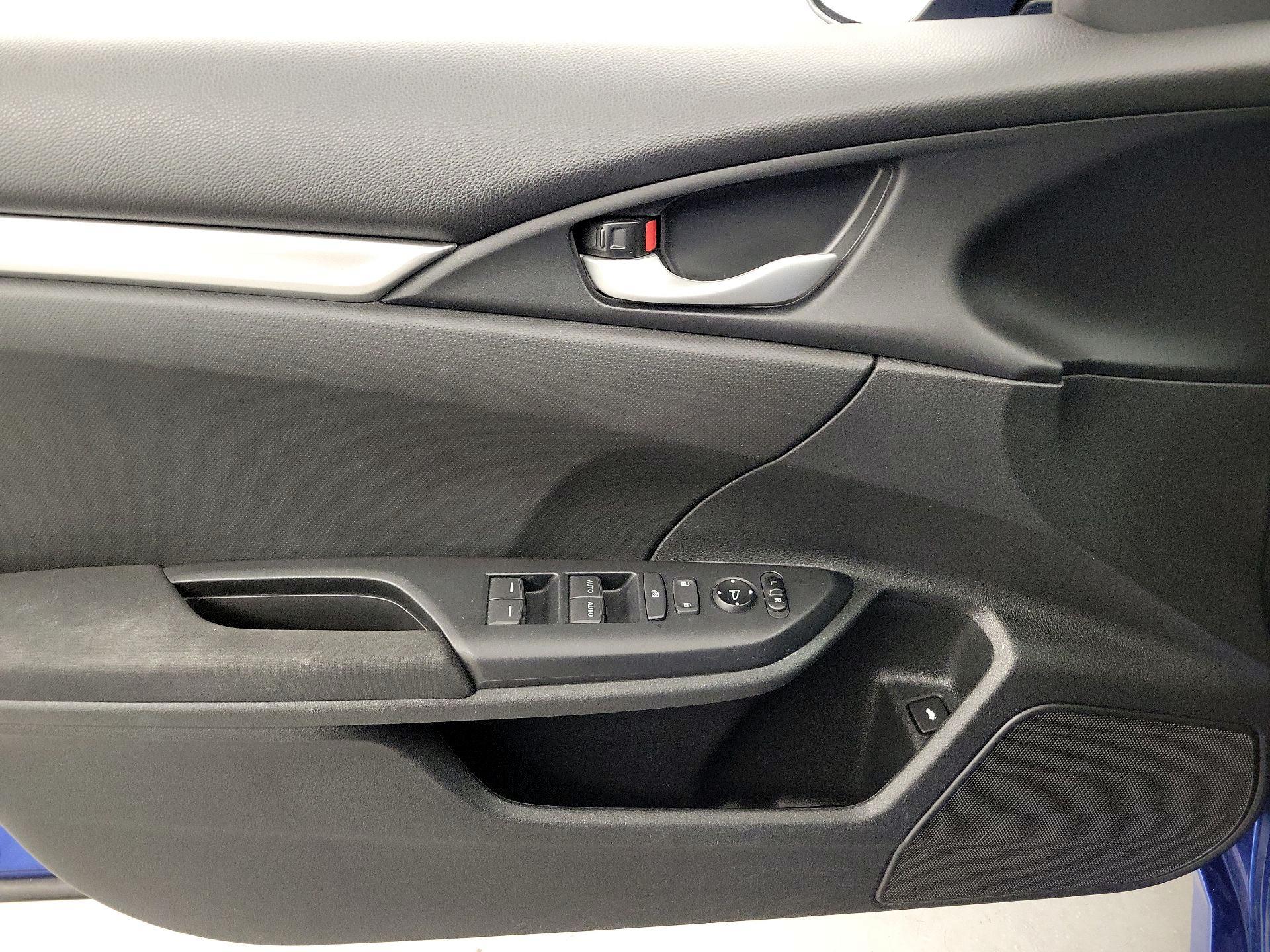 Thumbnail: 2019 Honda Civic - 12