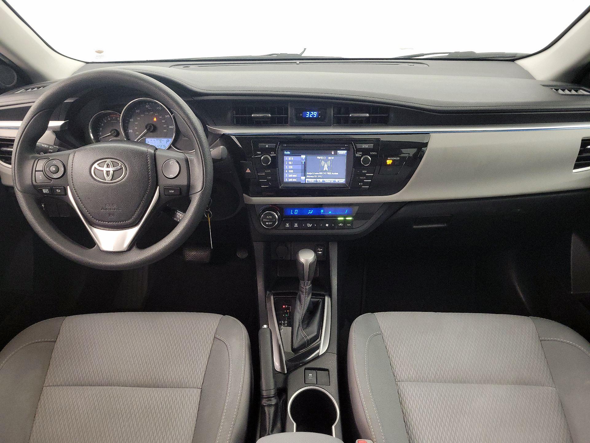 Thumbnail: 2014 Toyota Corolla - 9