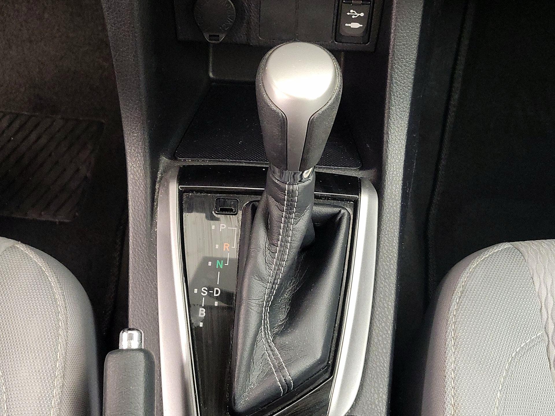 Thumbnail: 2014 Toyota Corolla - 17