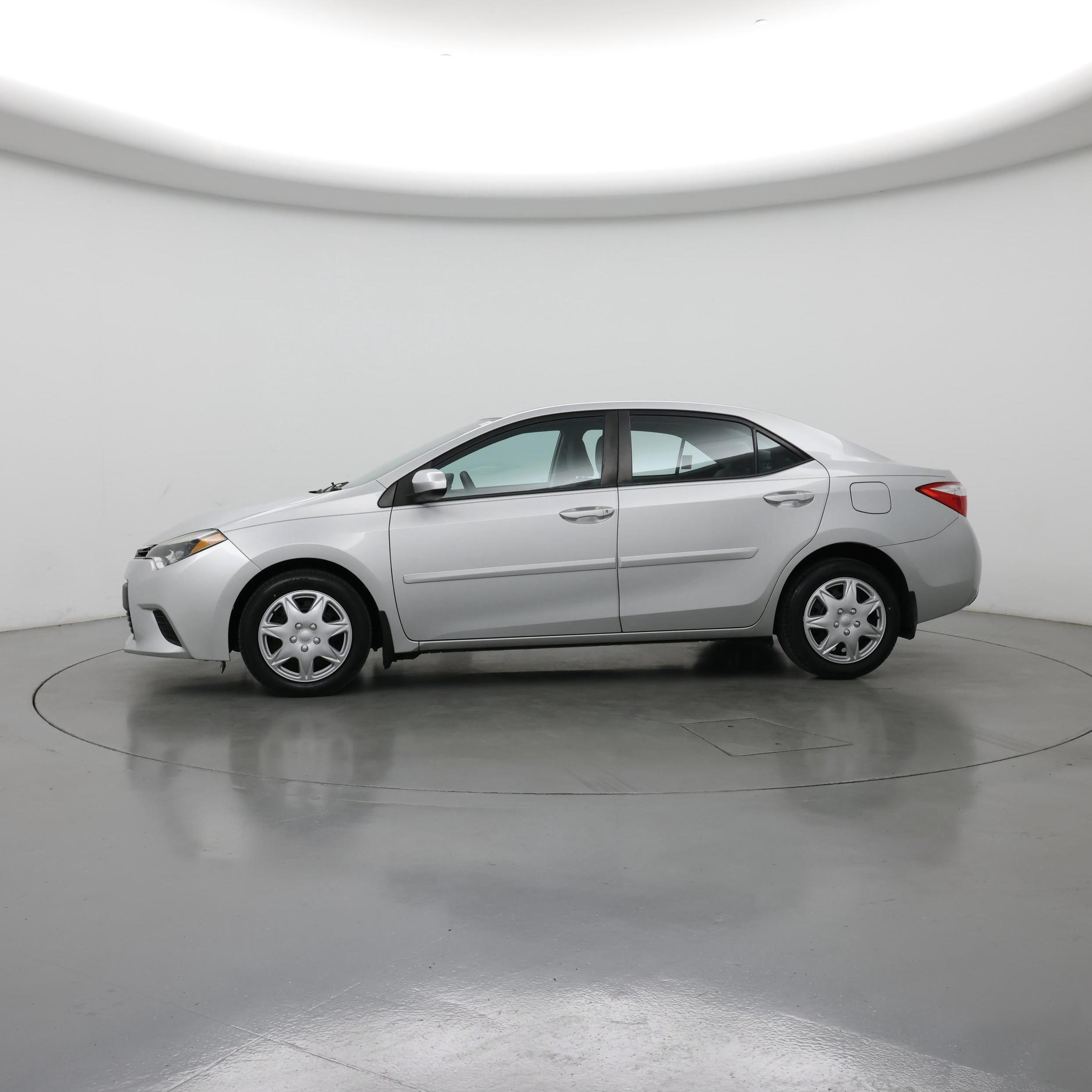 Thumbnail: 2014 Toyota Corolla - 3