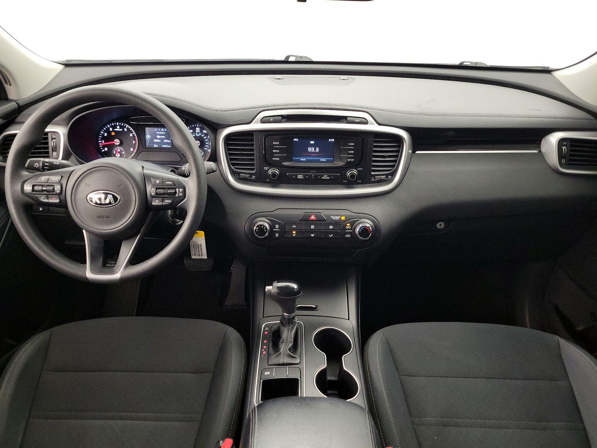 Thumbnail: 2016 Kia Sorento - 9