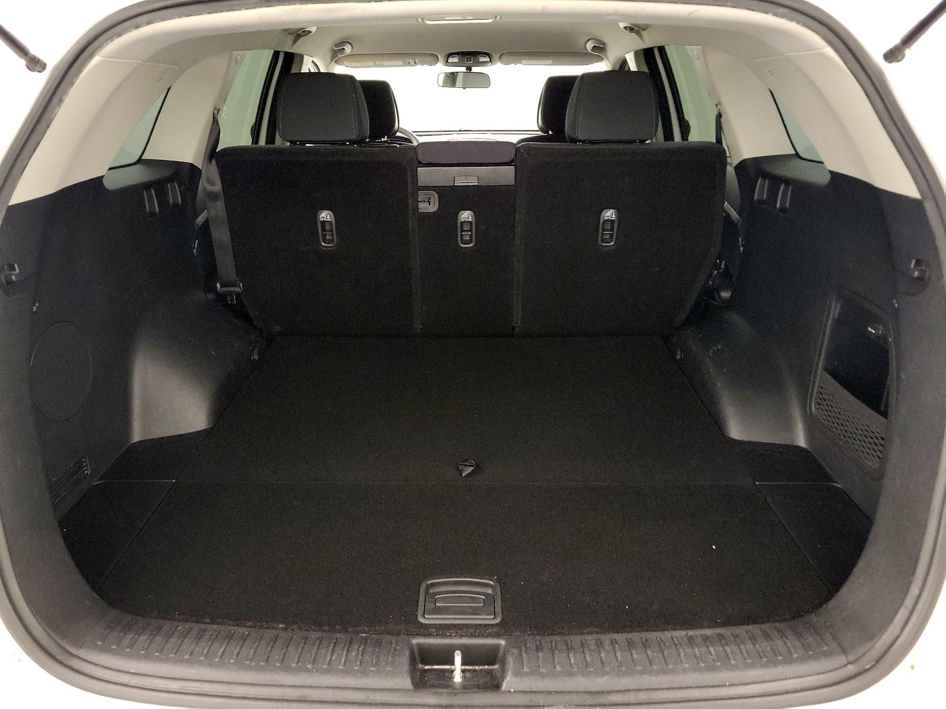 Thumbnail: 2016 Kia Sorento - 20