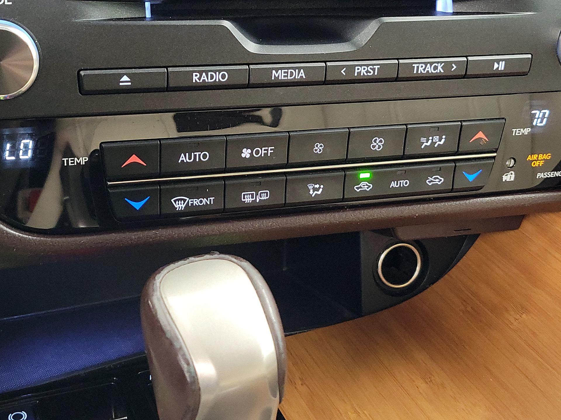 Thumbnail: 2016 Lexus RX - 17