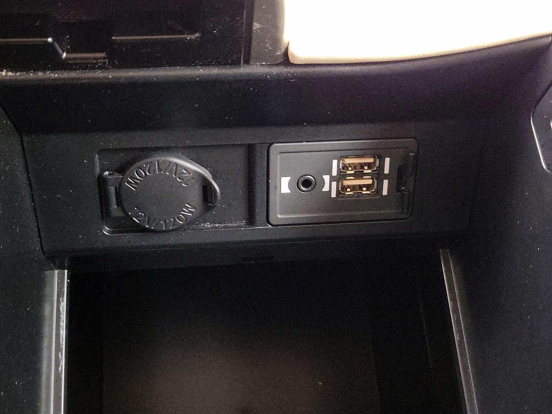 Thumbnail: 2016 Lexus RX - 19