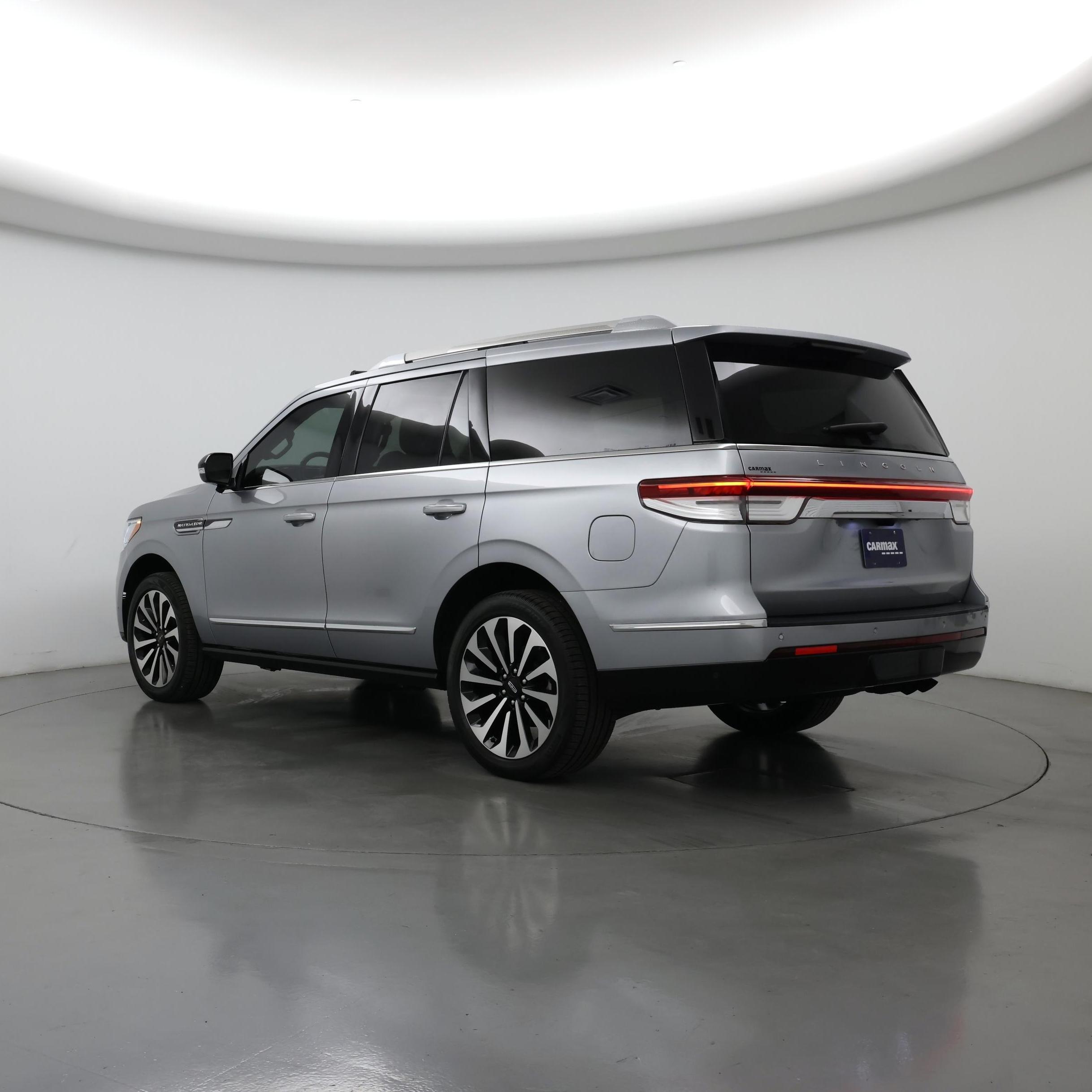 Thumbnail: 2023 Lincoln Navigator - 2