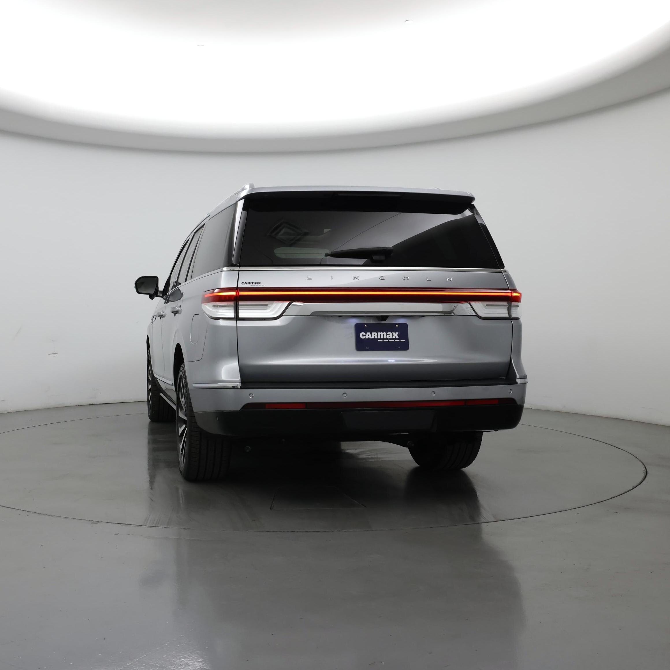 Thumbnail: 2023 Lincoln Navigator - 6