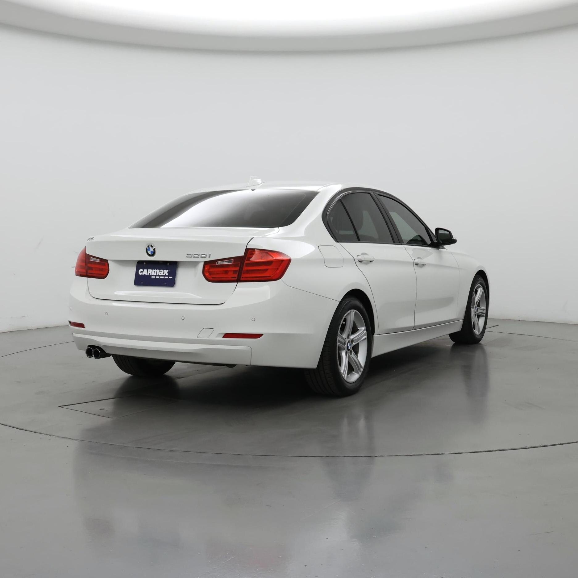 Thumbnail: 2015 BMW 3 Series - 8