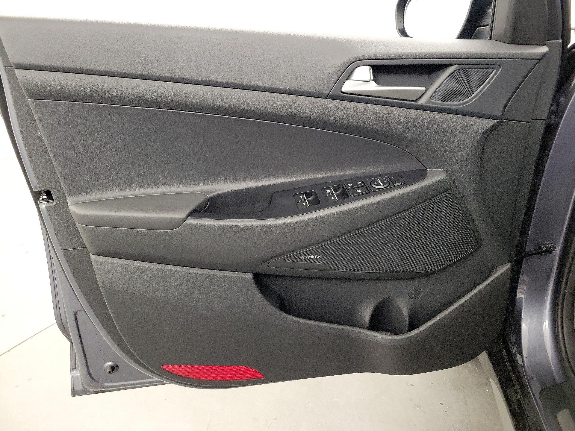 Thumbnail: 2021 Hyundai Tucson - 12