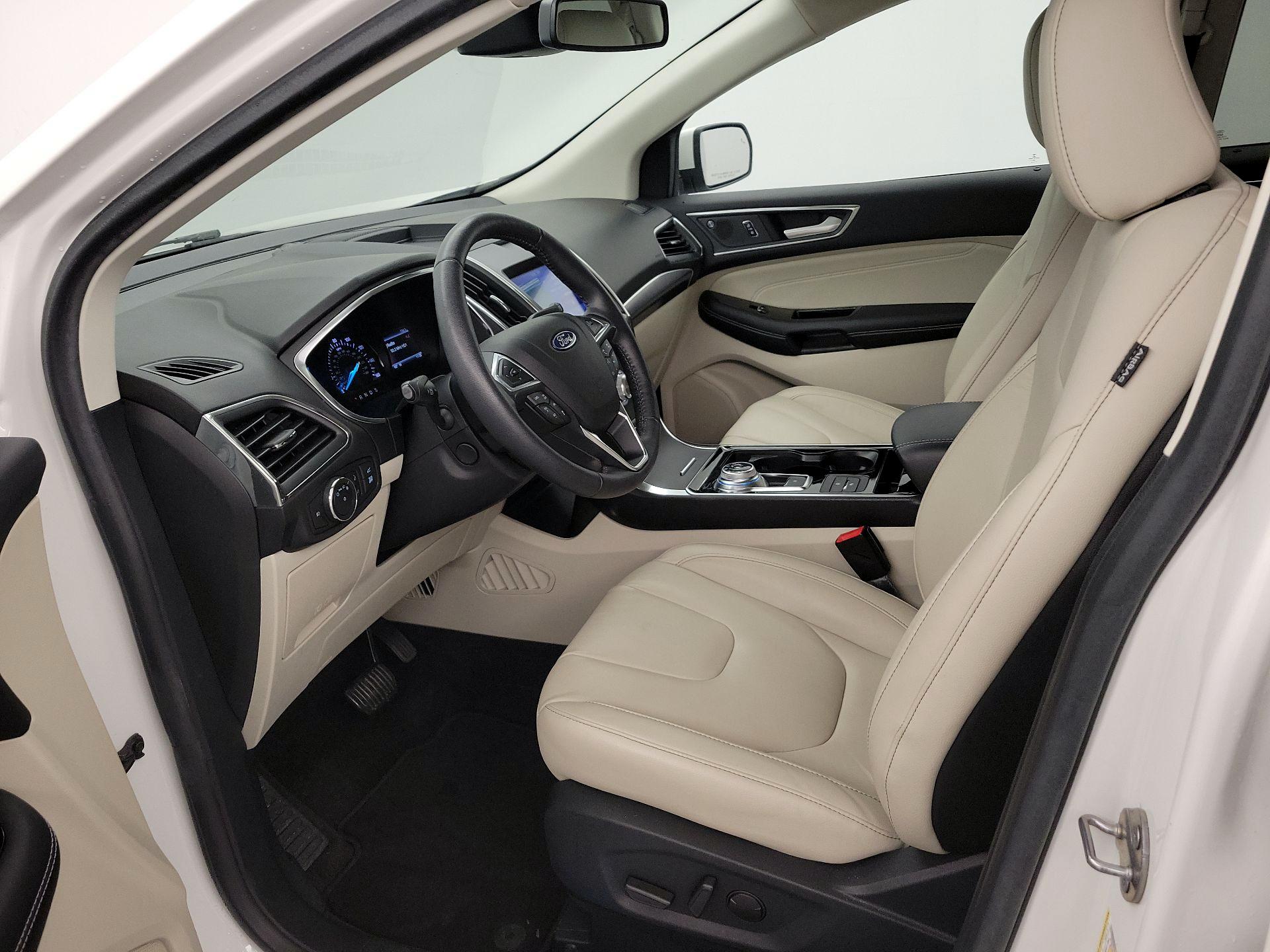 Thumbnail: 2020 Ford Edge - 11