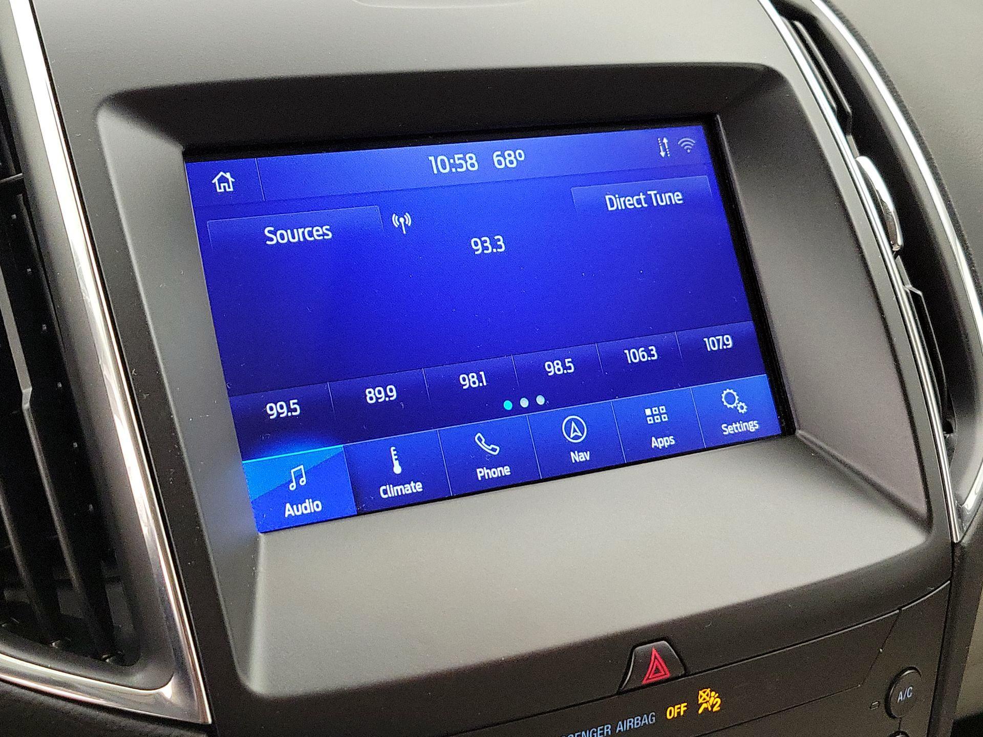 Thumbnail: 2020 Ford Edge - 16