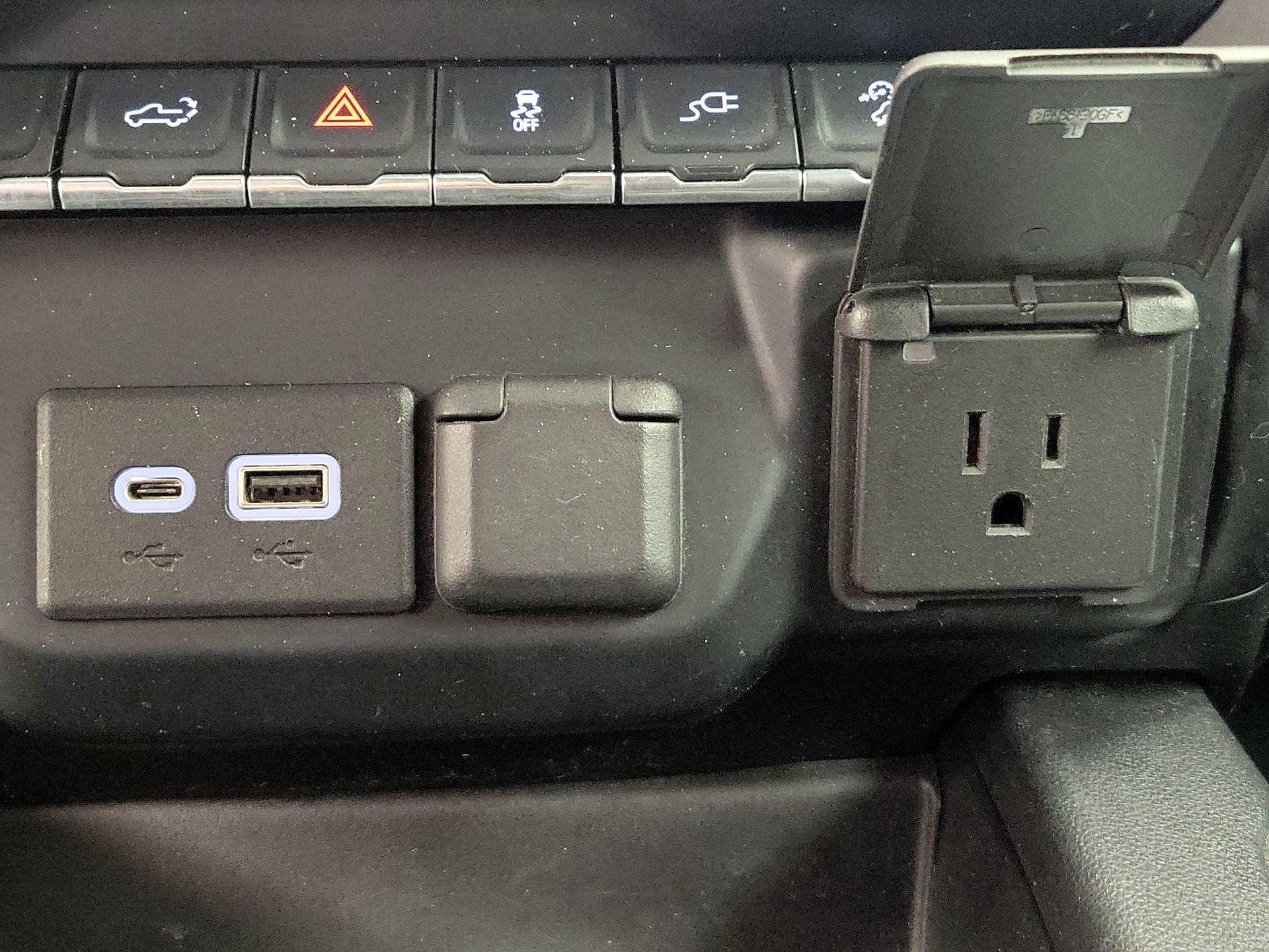 Thumbnail: 2020 Chevrolet Silverado 1500 - 18