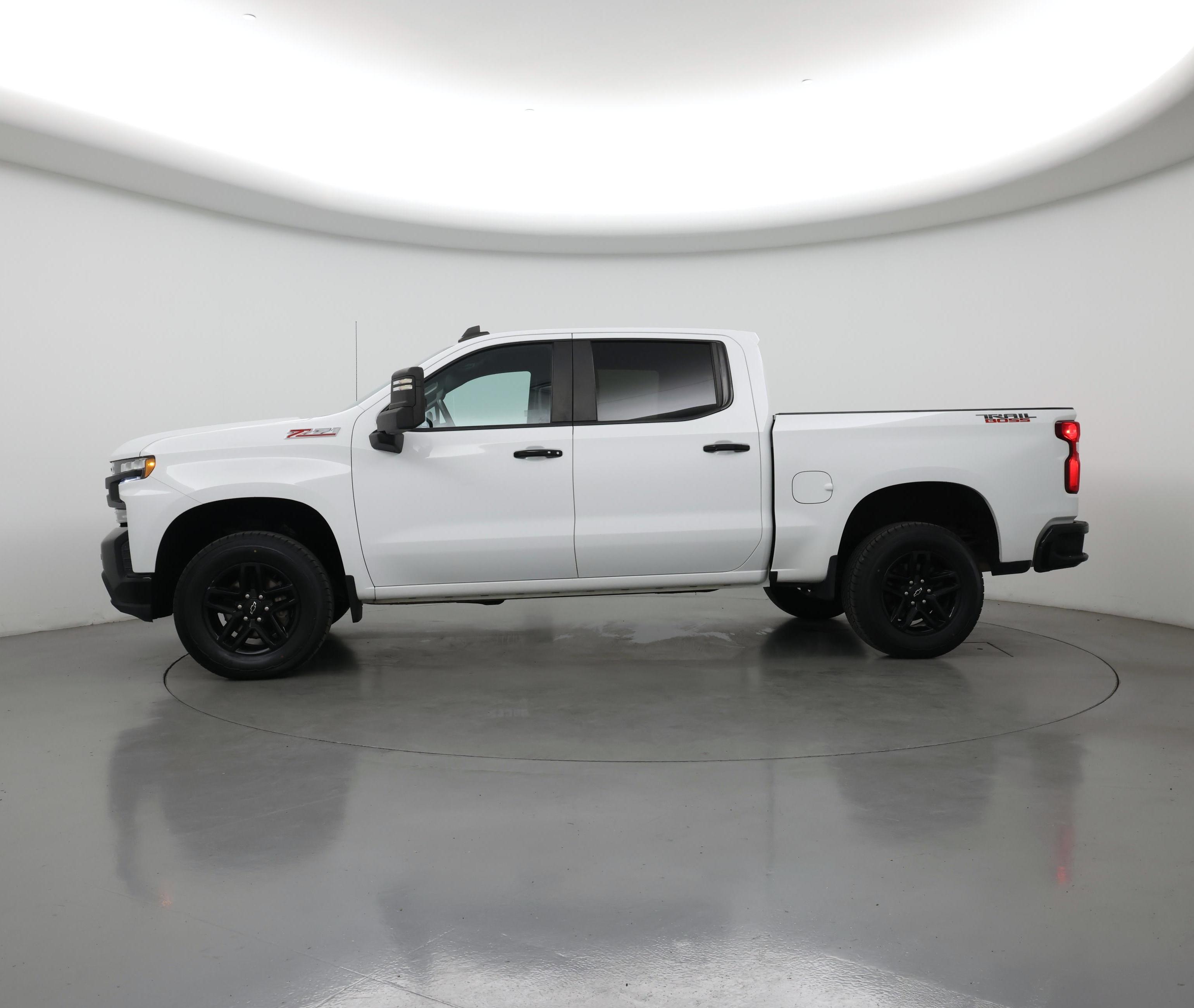 Thumbnail: 2020 Chevrolet Silverado 1500 - 3