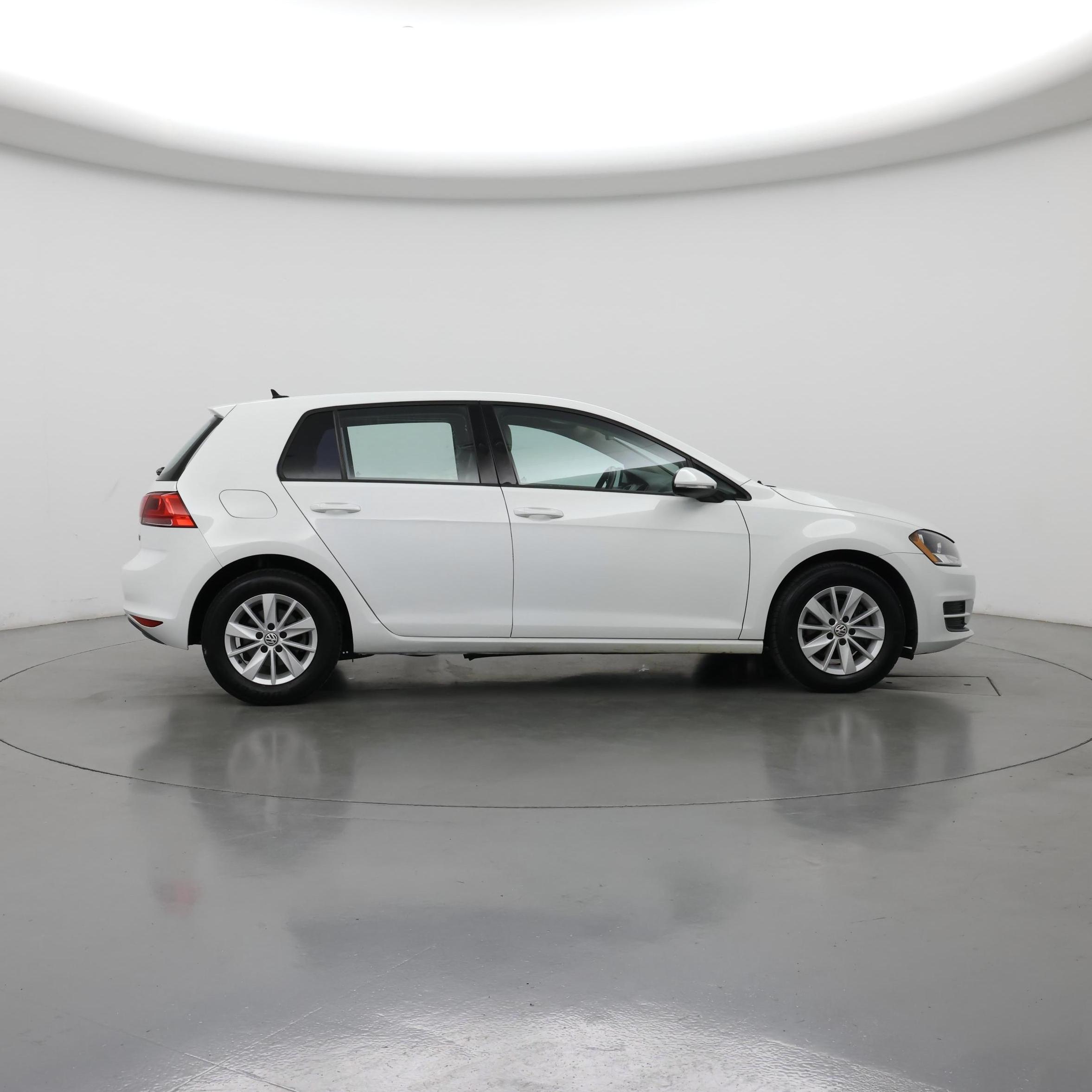 Thumbnail: 2017 Volkswagen Golf - 7