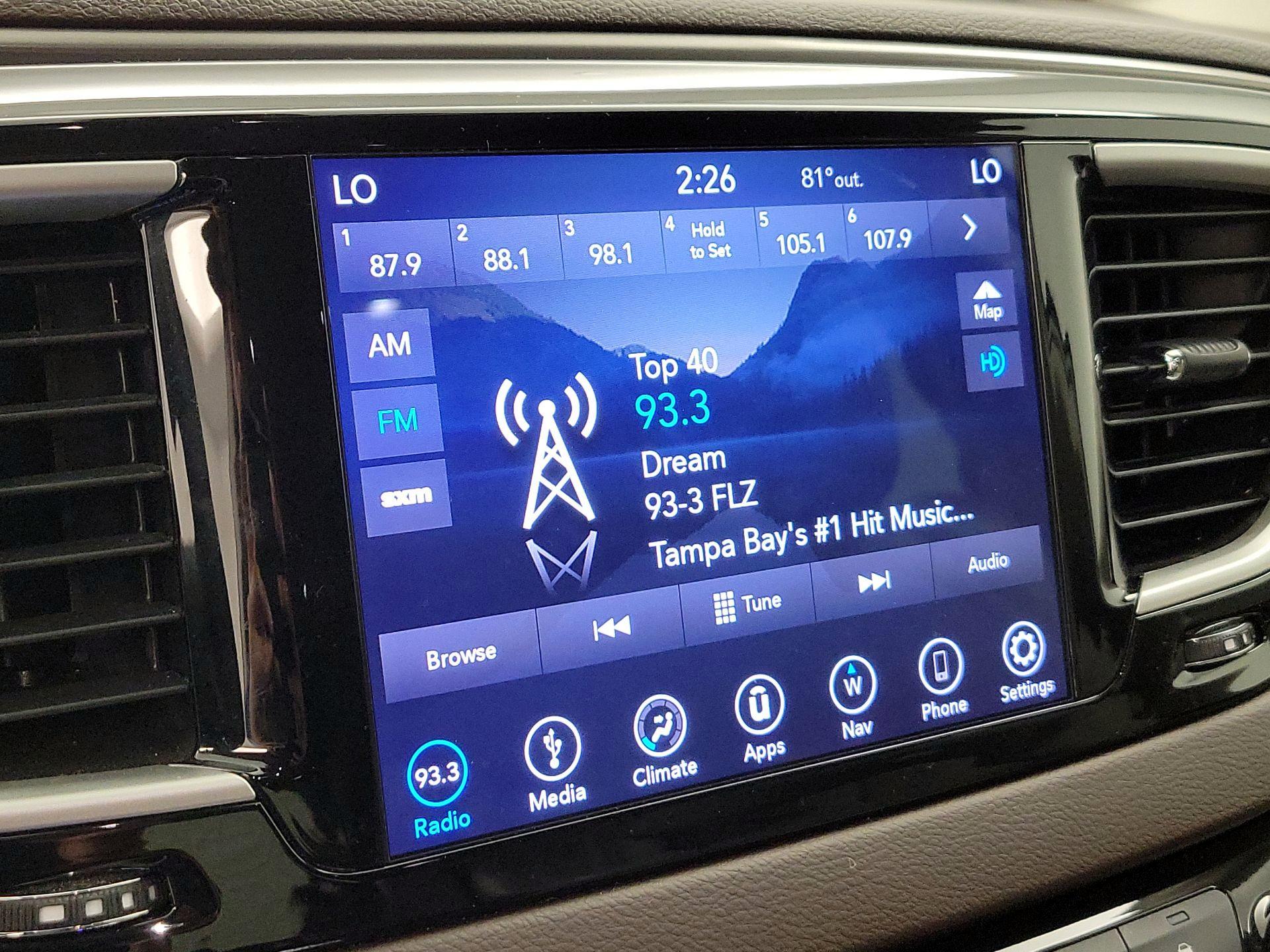 Thumbnail: 2018 Chrysler Pacifica - 16