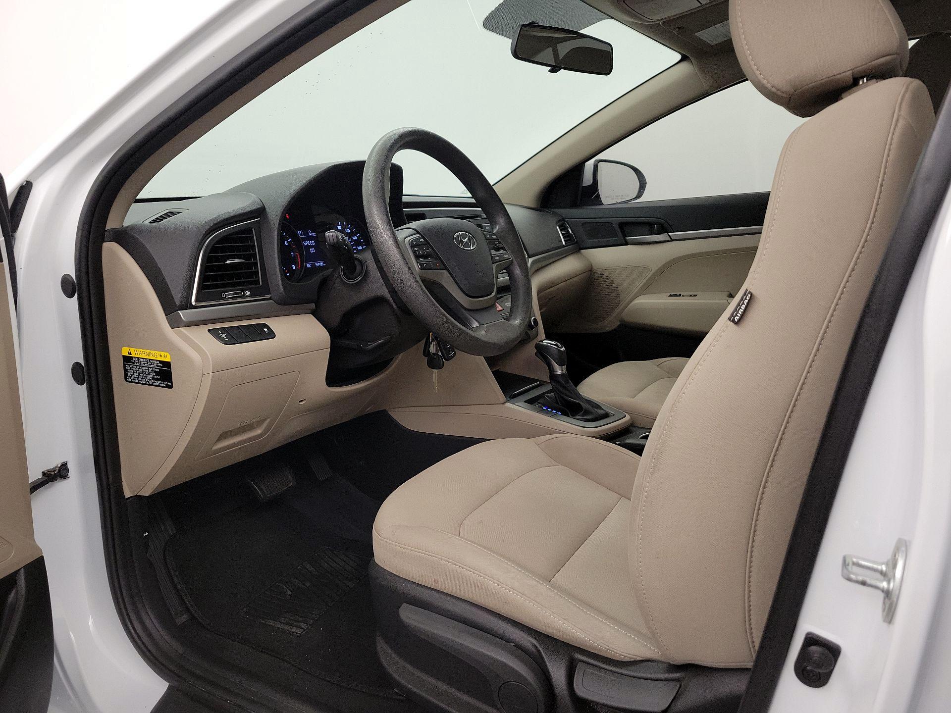 Thumbnail: 2018 Hyundai Elantra - 11