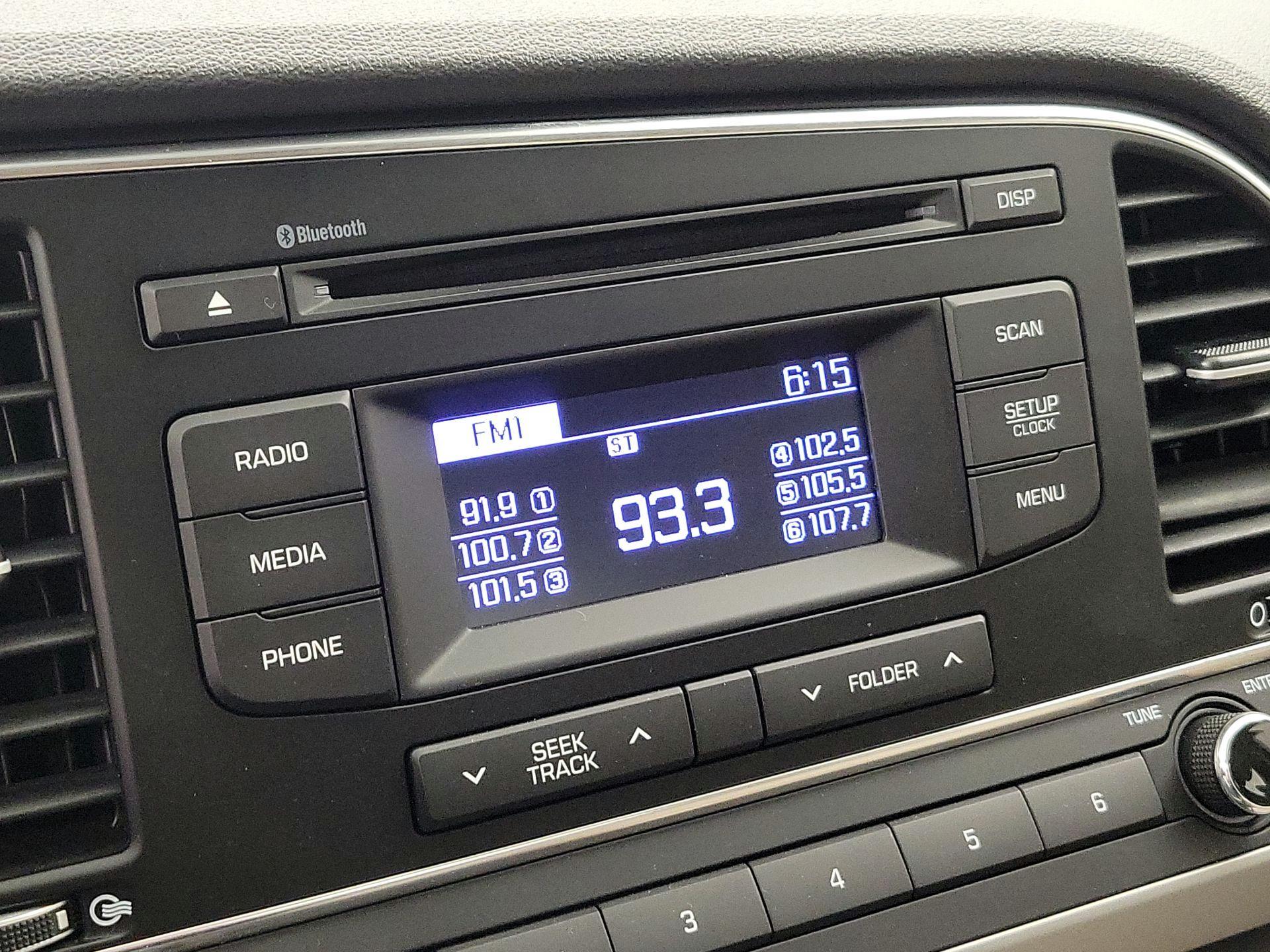 Thumbnail: 2018 Hyundai Elantra - 14