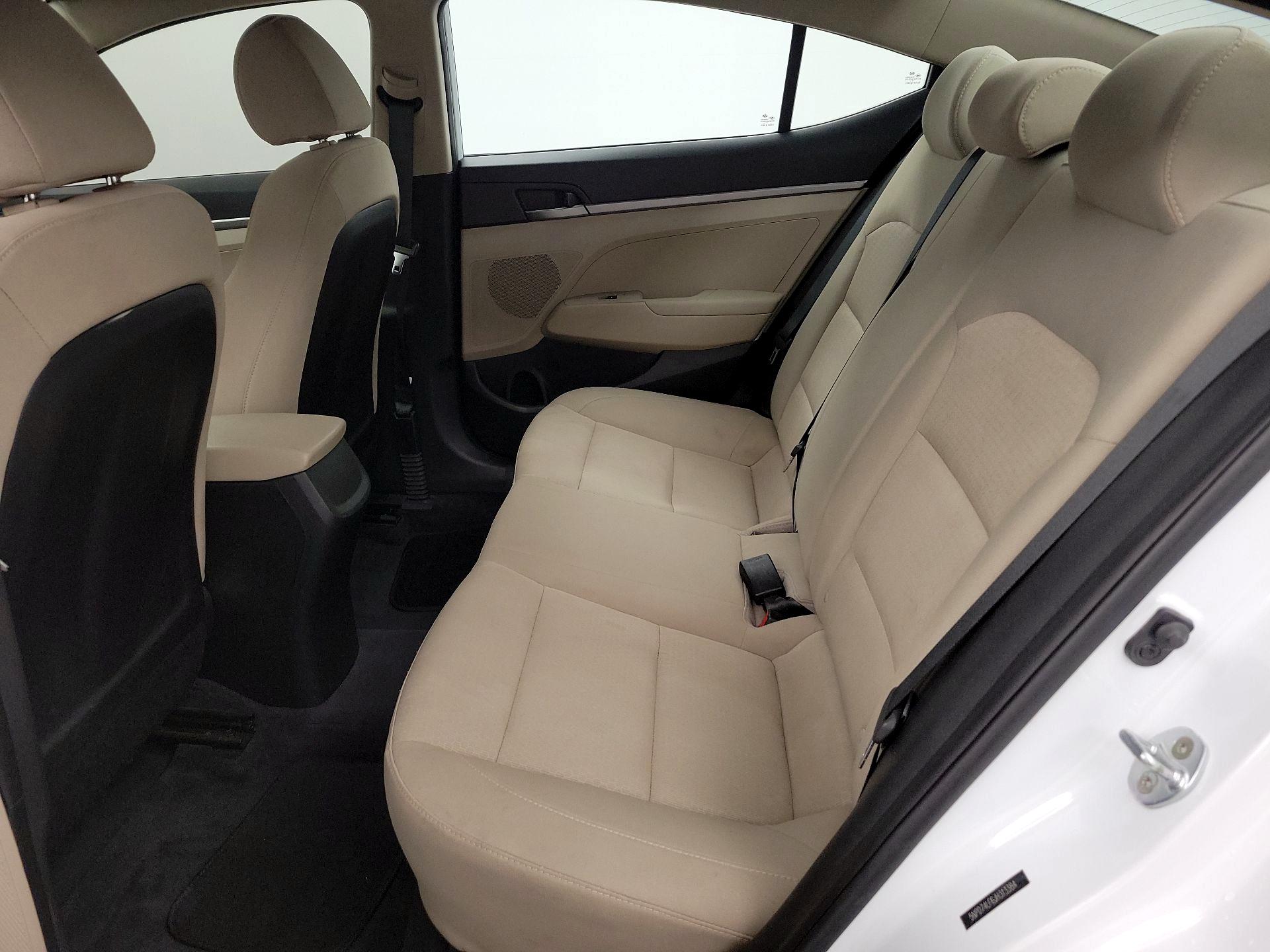 Thumbnail: 2018 Hyundai Elantra - 18