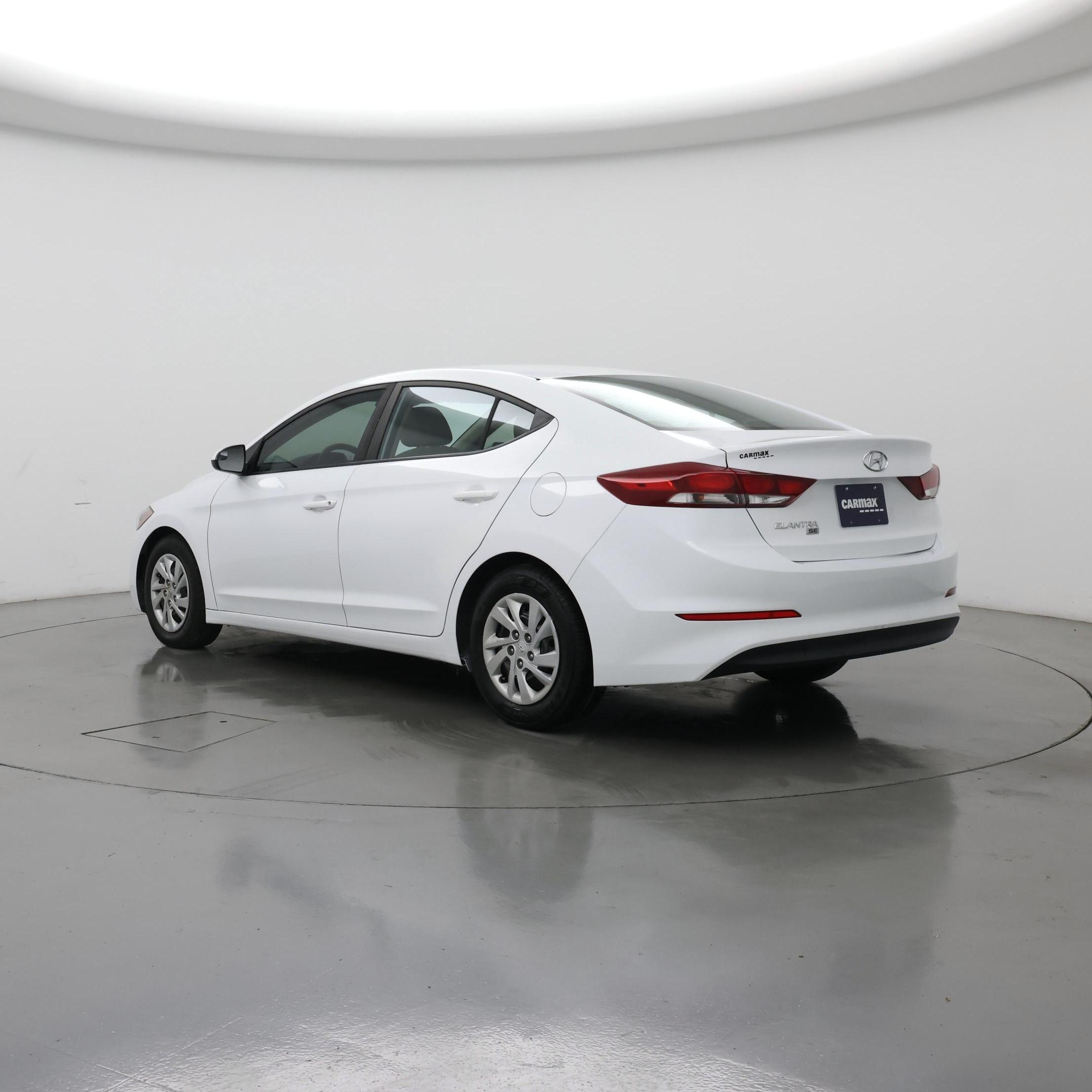 Thumbnail: 2018 Hyundai Elantra - 2