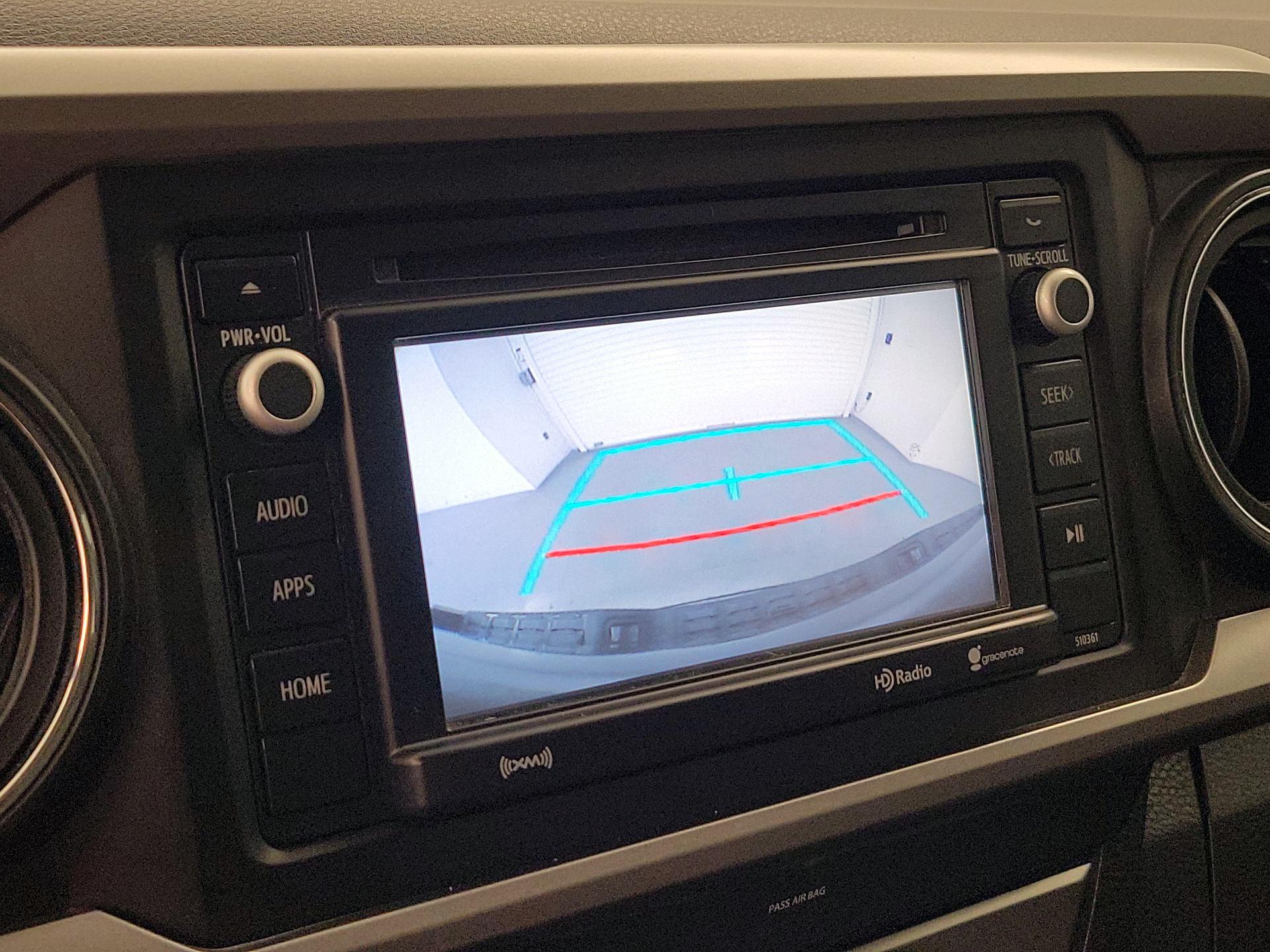 Thumbnail: 2019 Toyota Tacoma - 14