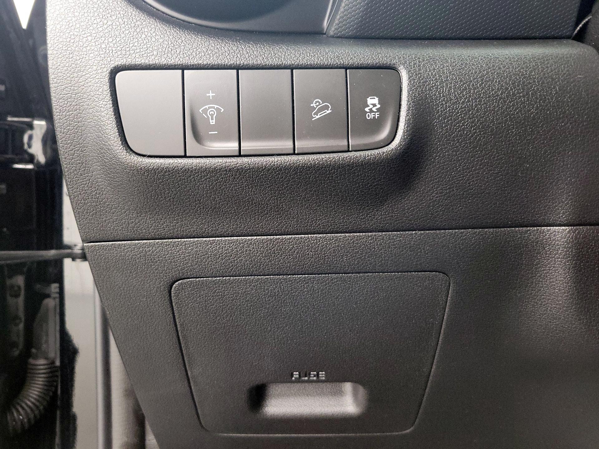 Thumbnail: 2023 Hyundai Kona - 13