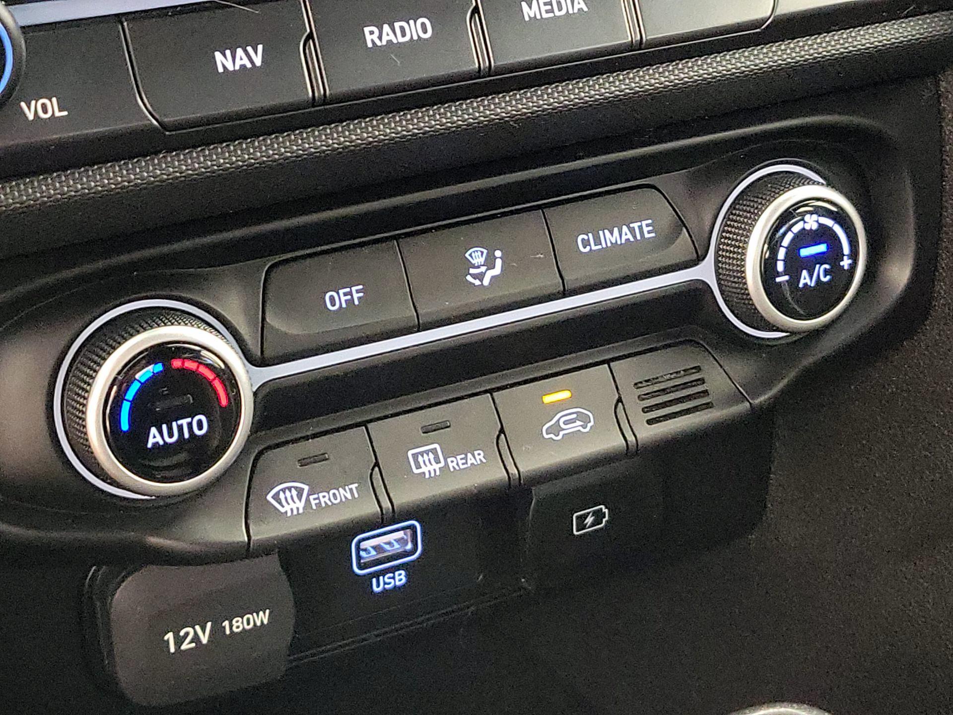 Thumbnail: 2021 Hyundai Veloster - 17