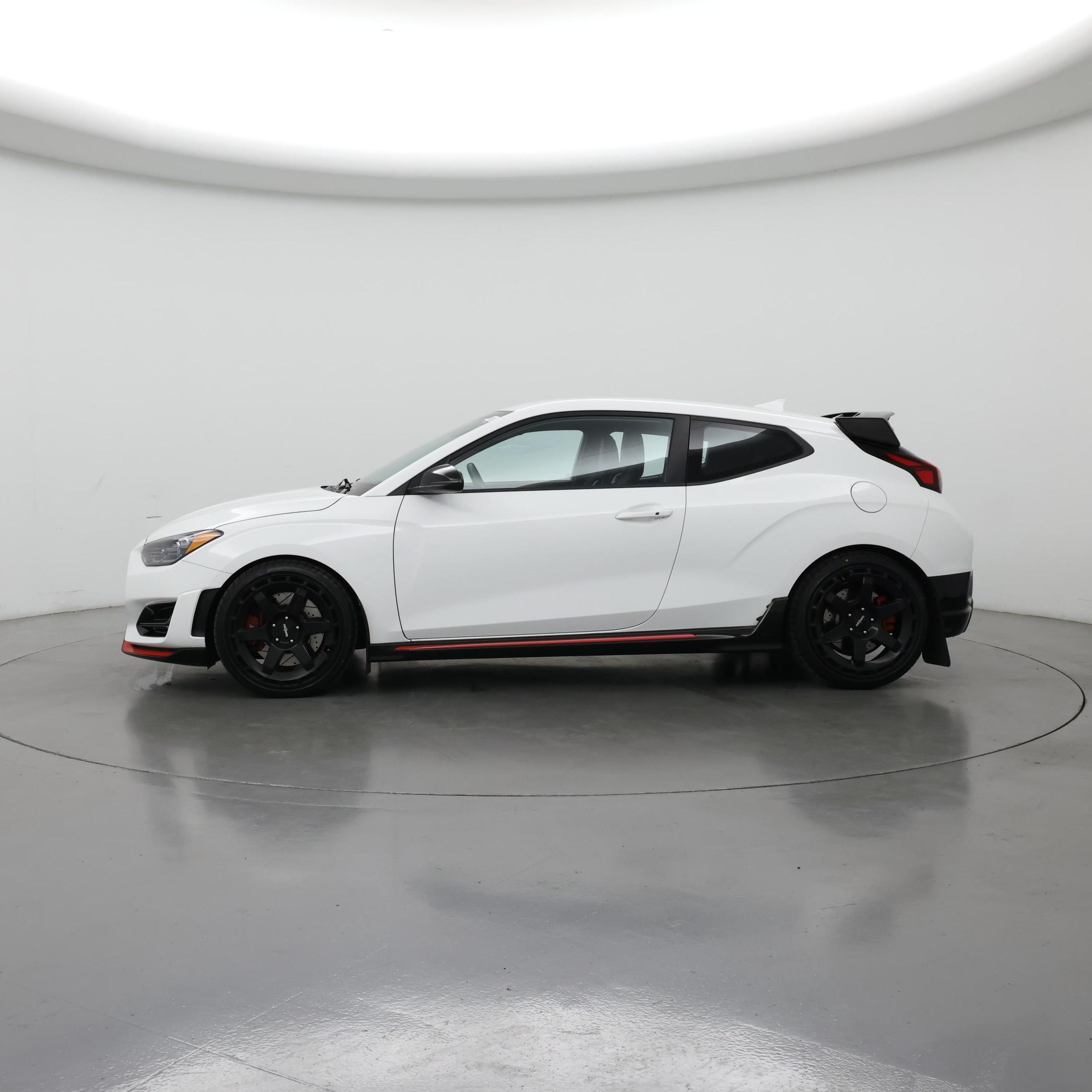 Thumbnail: 2021 Hyundai Veloster - 3
